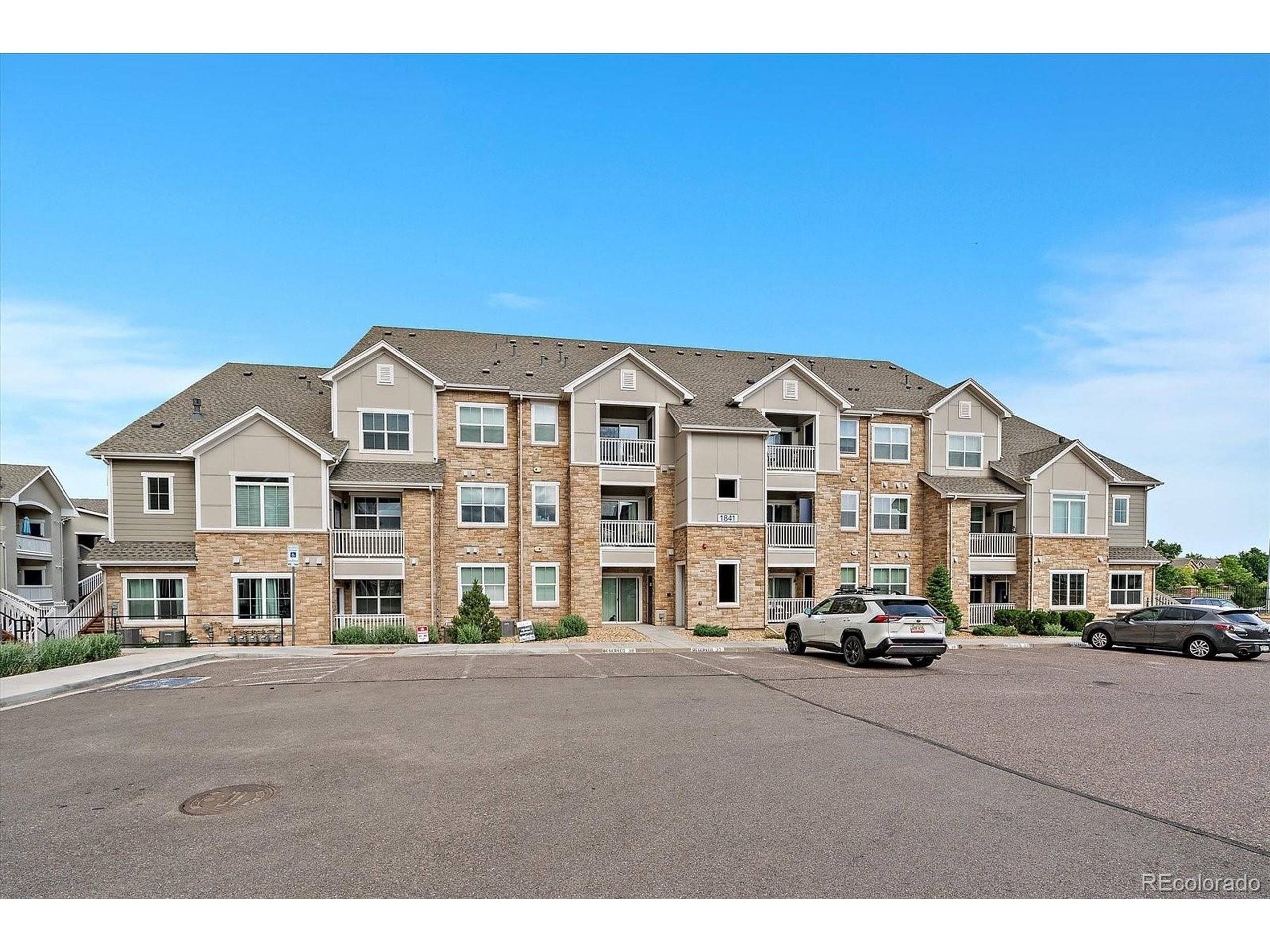 Aurora, CO 80017,1841 S Dunkirk St #207