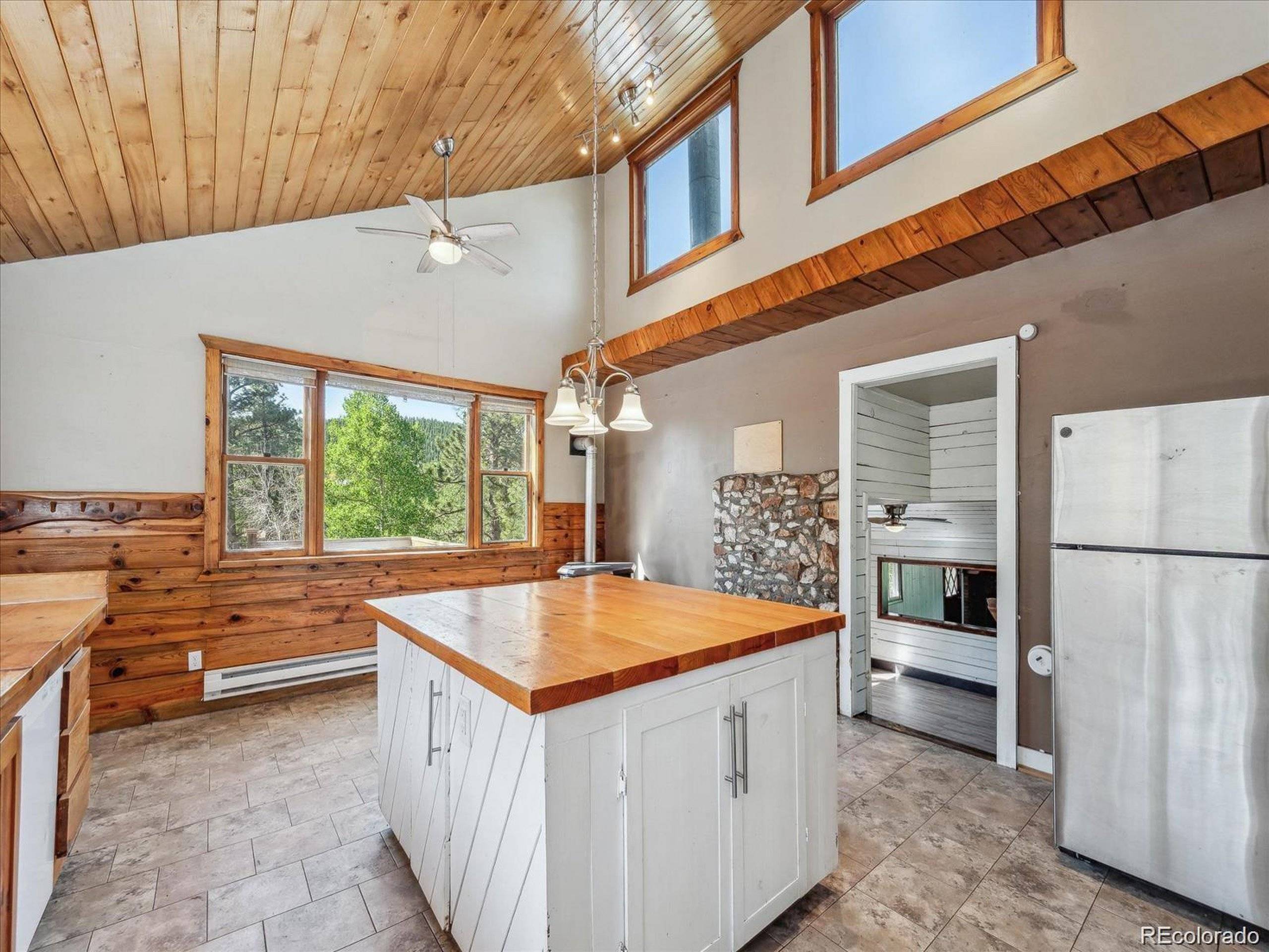 Bailey, CO 80421,366 Houston St