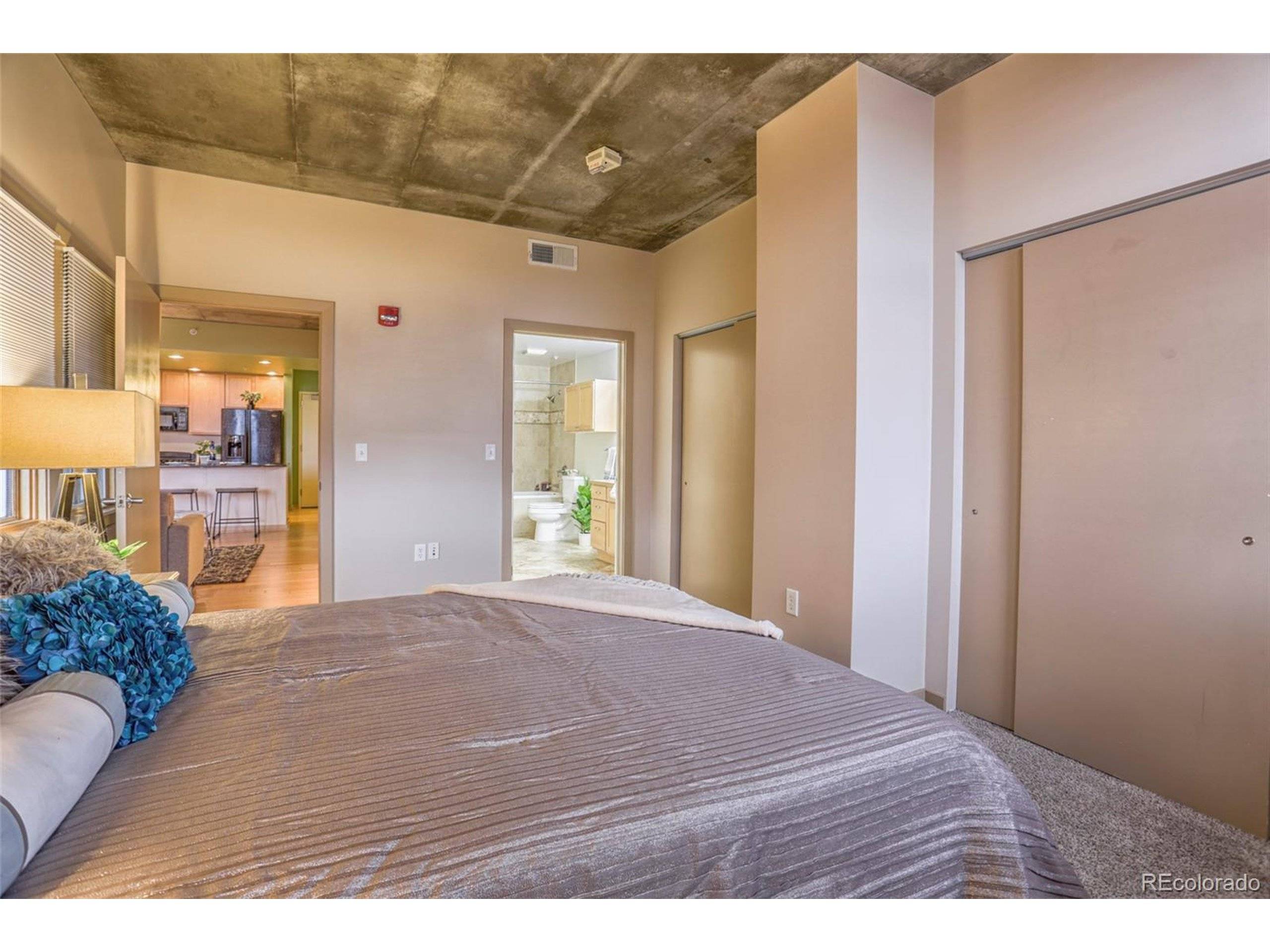 Denver, CO 80209,275 S Harrison St #409