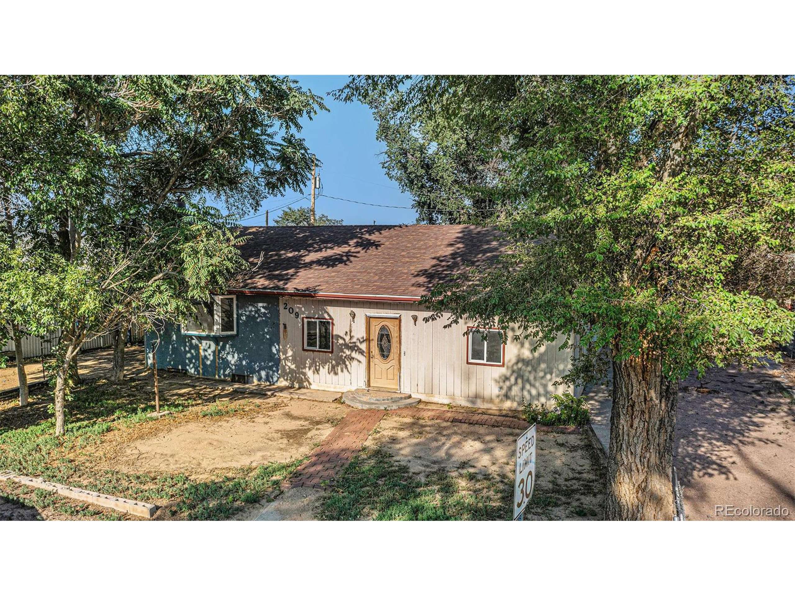 Avondale, CO 81022,209 James St