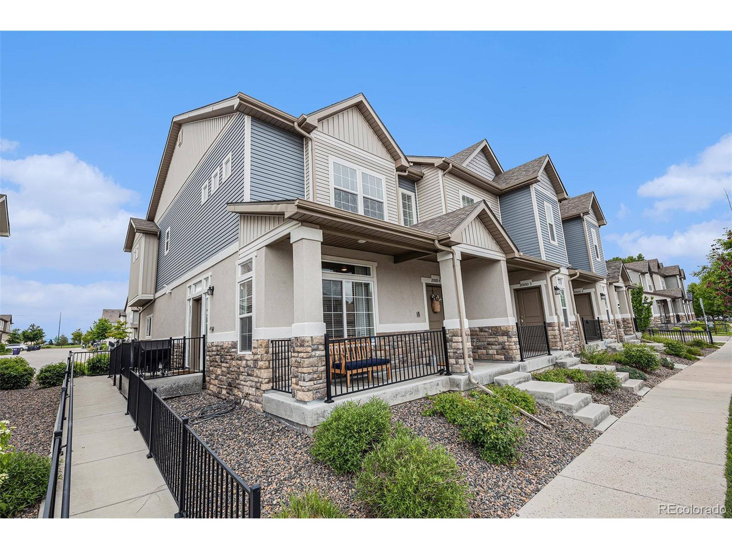 Denver, CO 80249,20000 E 40th Ave #4
