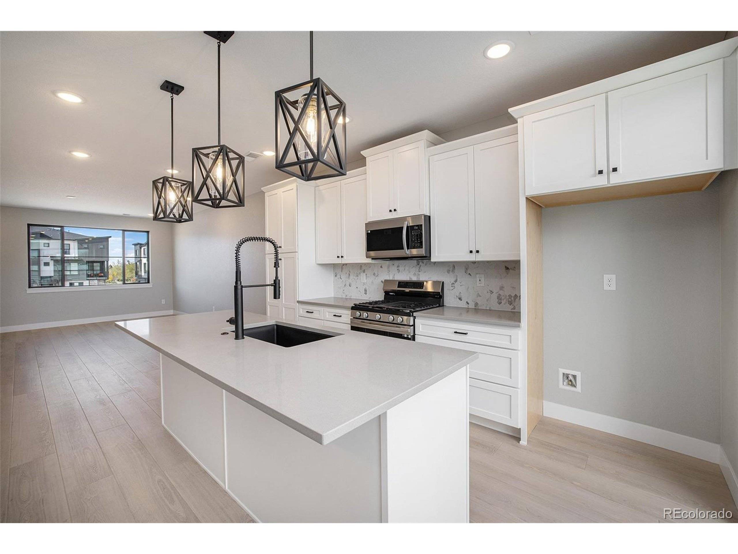 Denver, CO 80222,2078 S Holly St #2