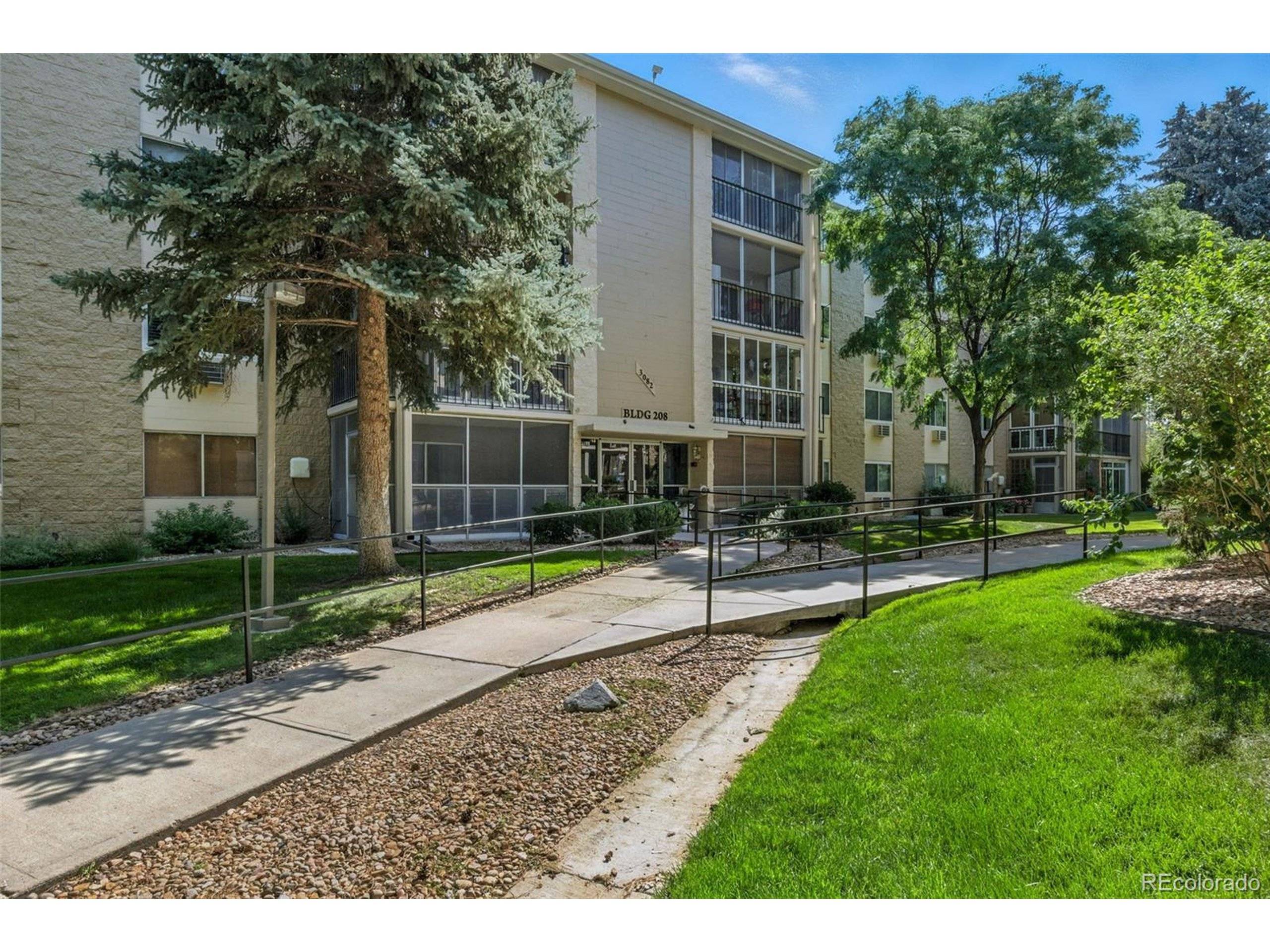 Aurora, CO 80014,3082 S Wheeling Way #205