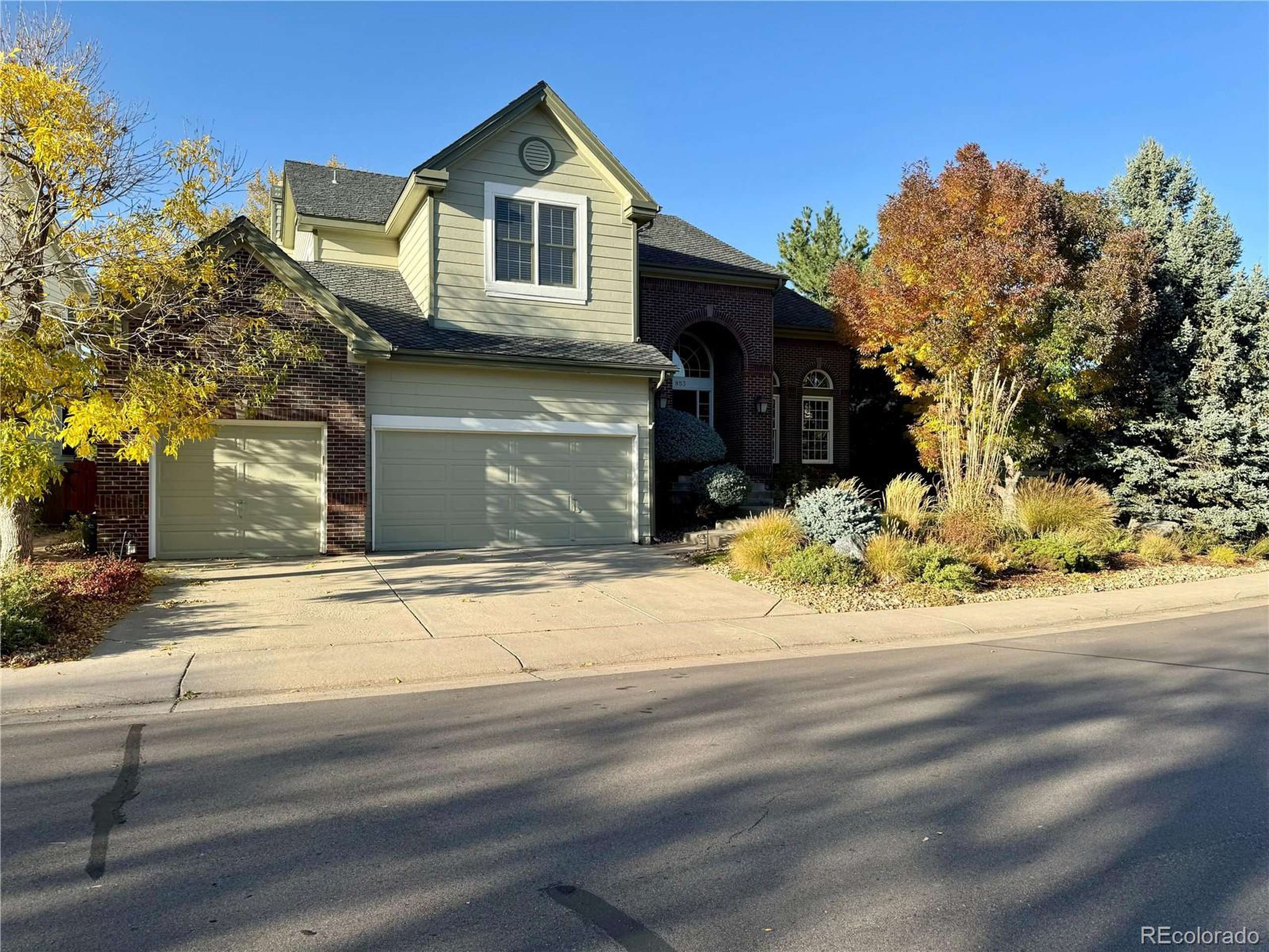 Highlands Ranch, CO 80126,853 Huntington Dr