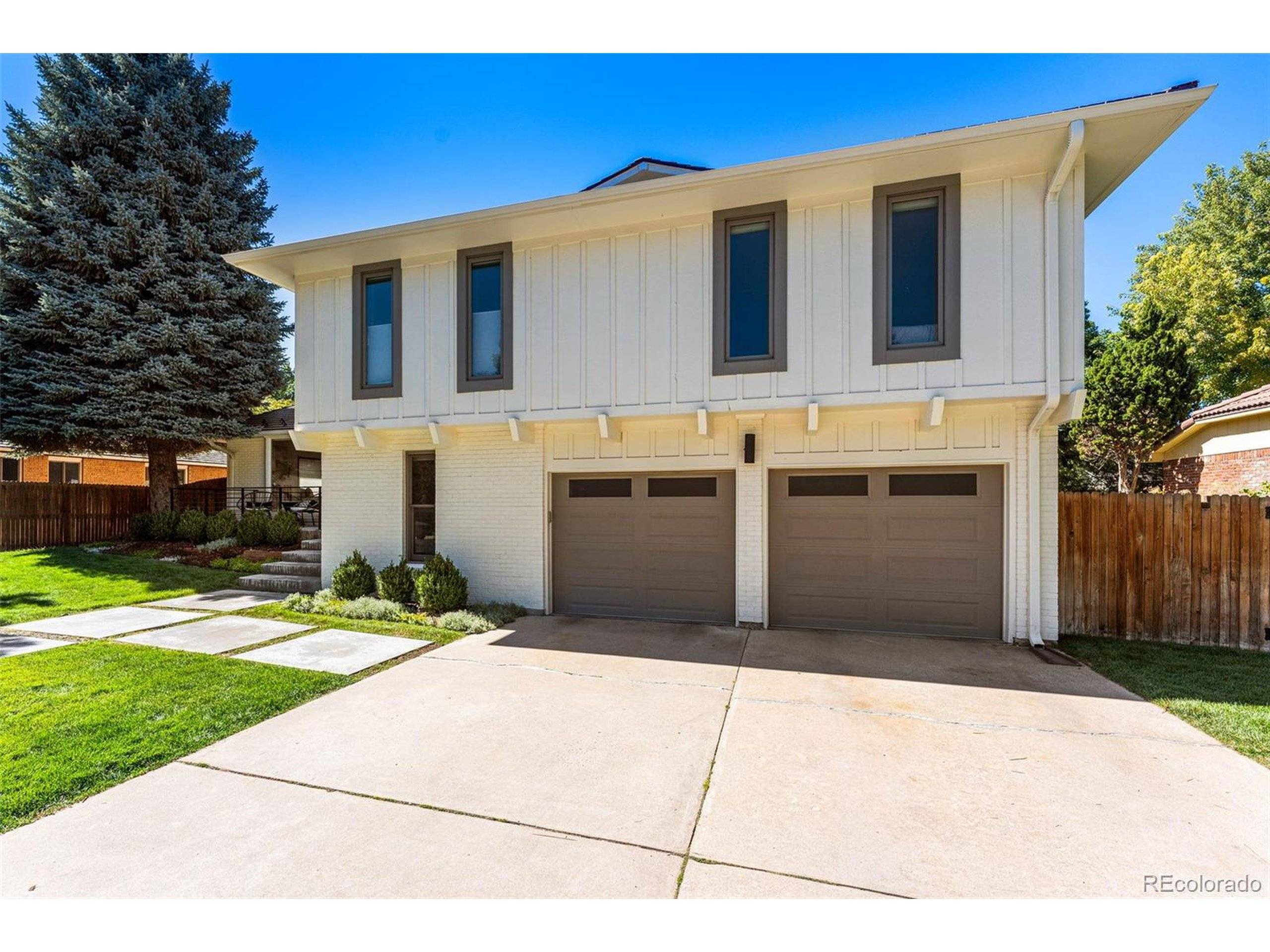 Denver, CO 80237,3951 S Narcissus Way