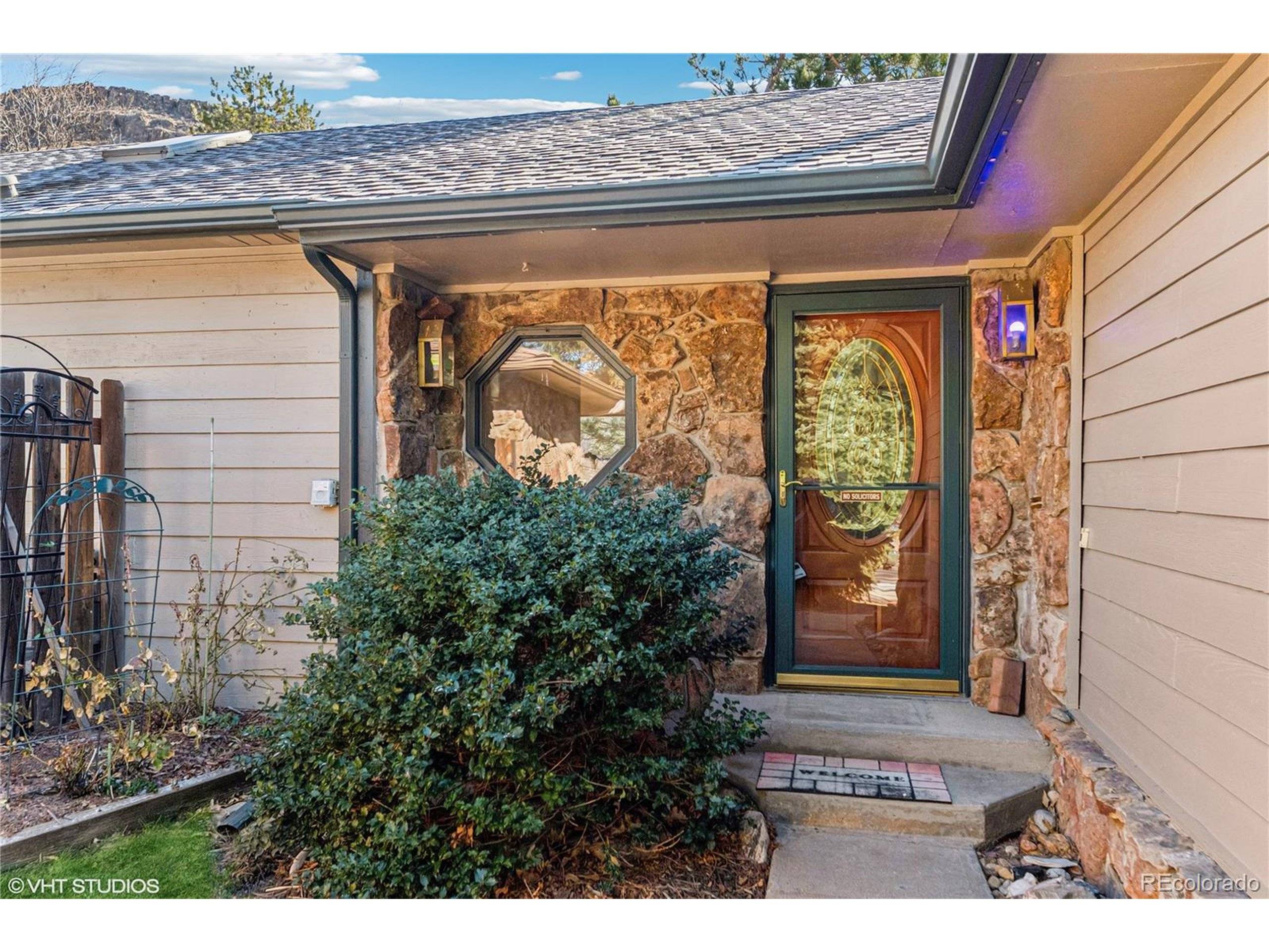 Golden, CO 80403,837 Meadow Run