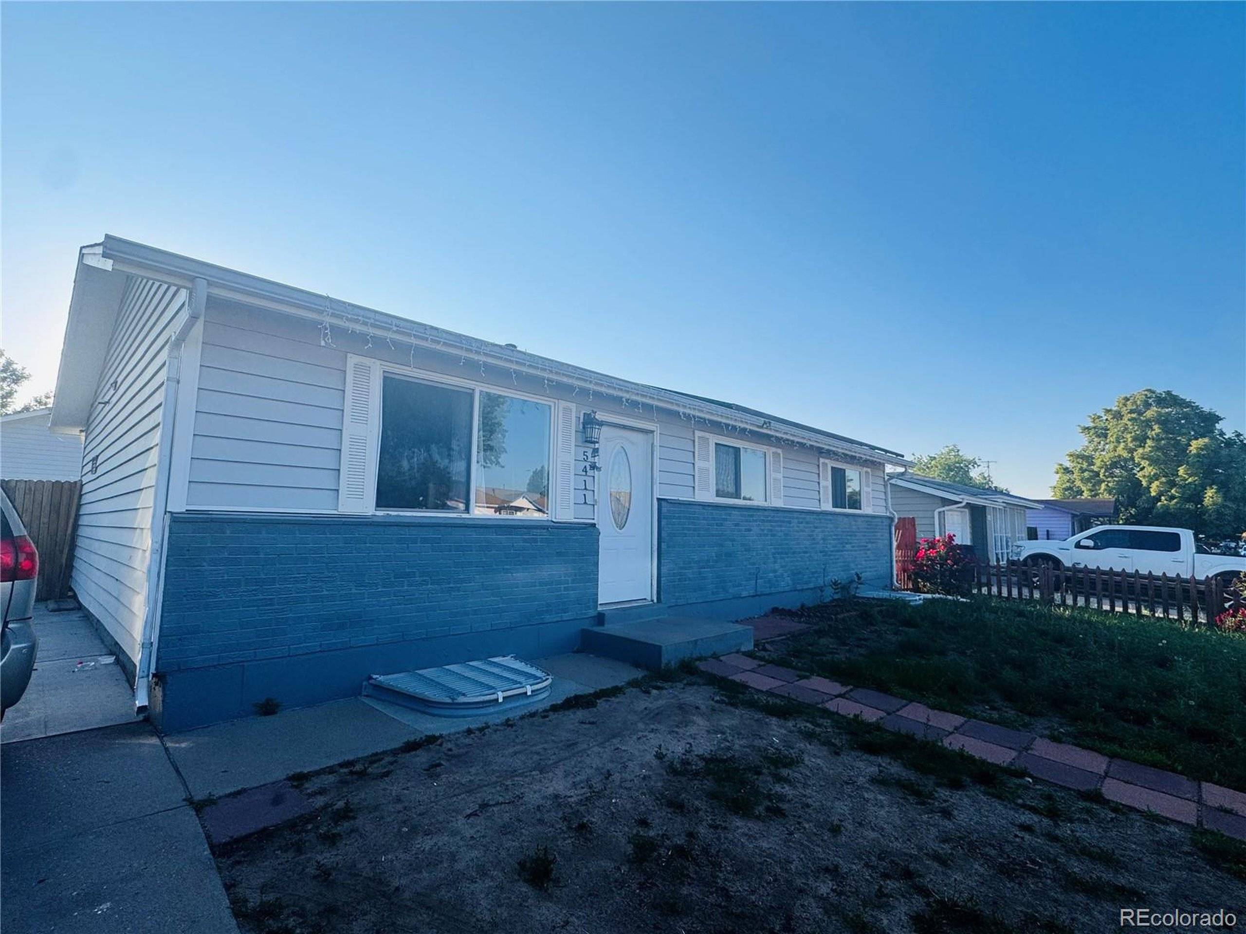 Denver, CO 80239,5411 Chandler Way
