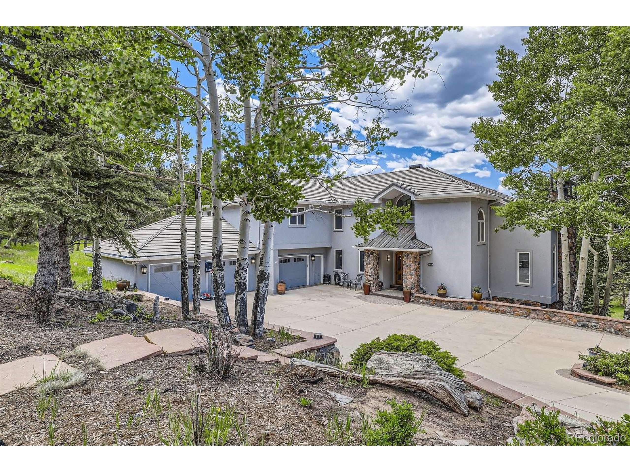 Golden, CO 80401,24768 Foothills Dr N