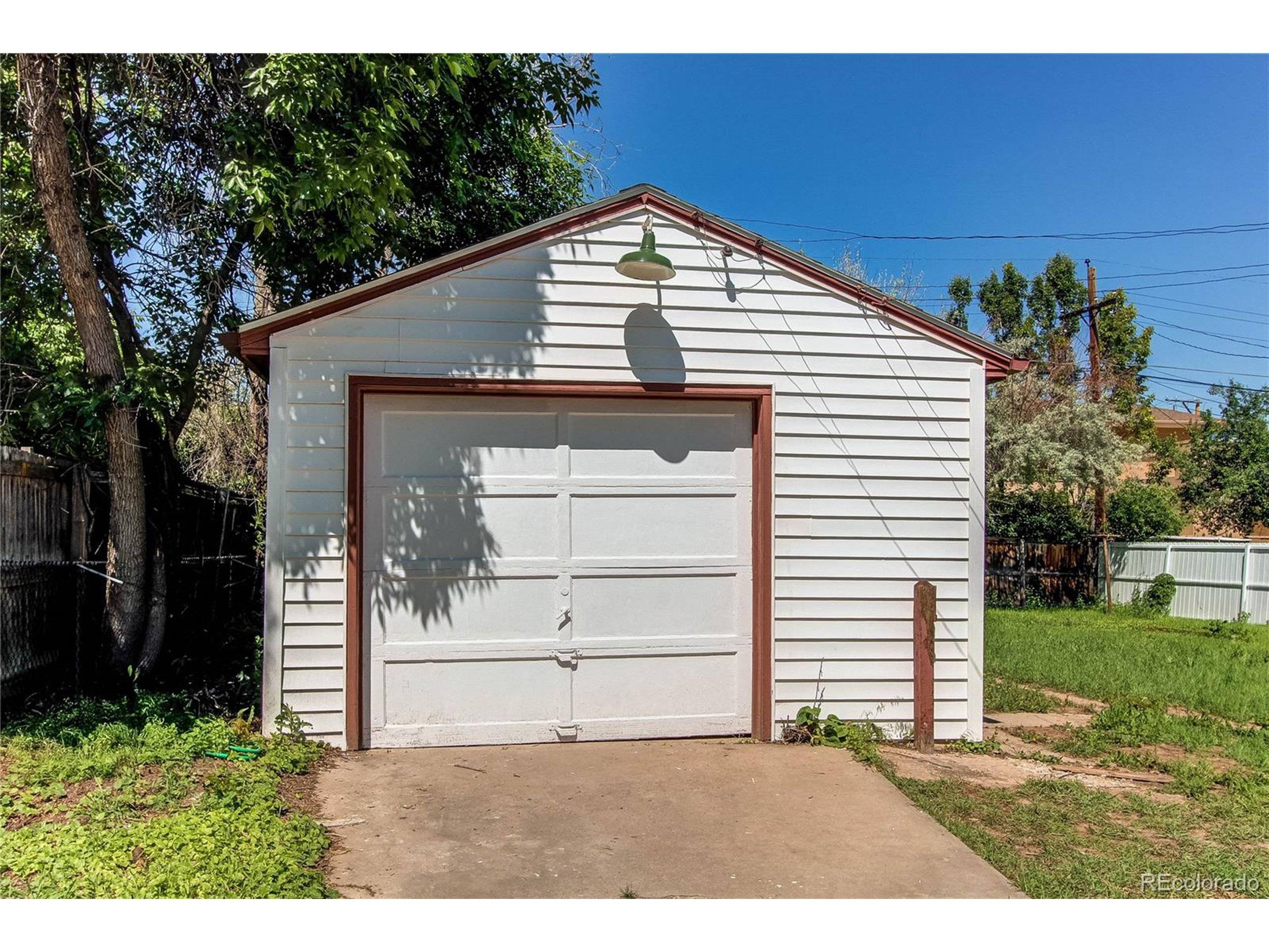 Denver, CO 80222,3311 S Eudora St