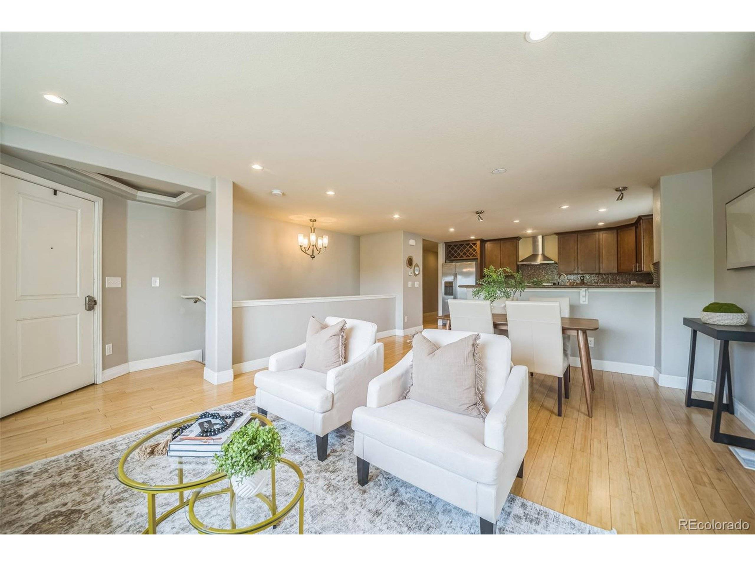 Denver, CO 80205,2539 N York St
