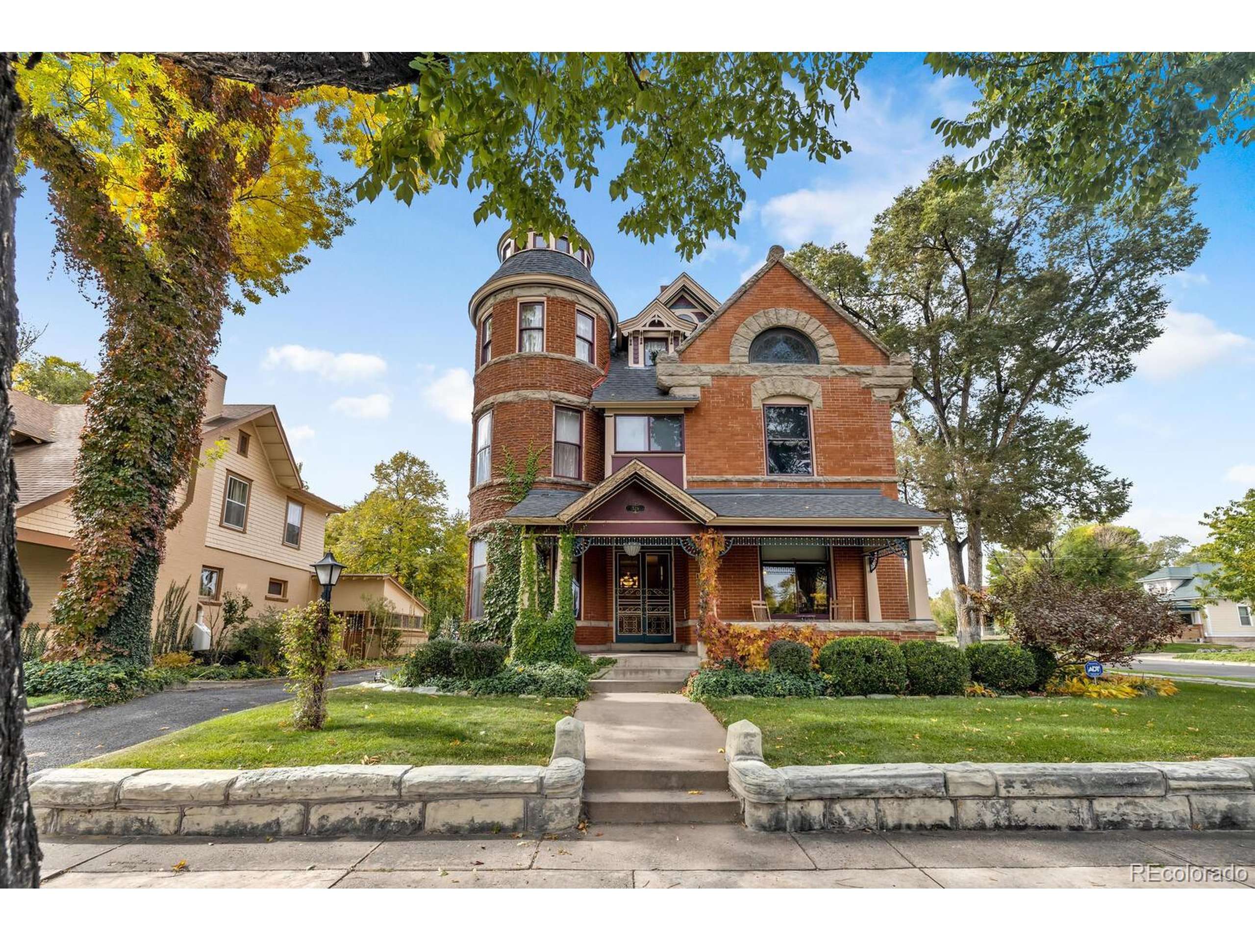 Pueblo, CO 81004,326 W Pitkin Ave