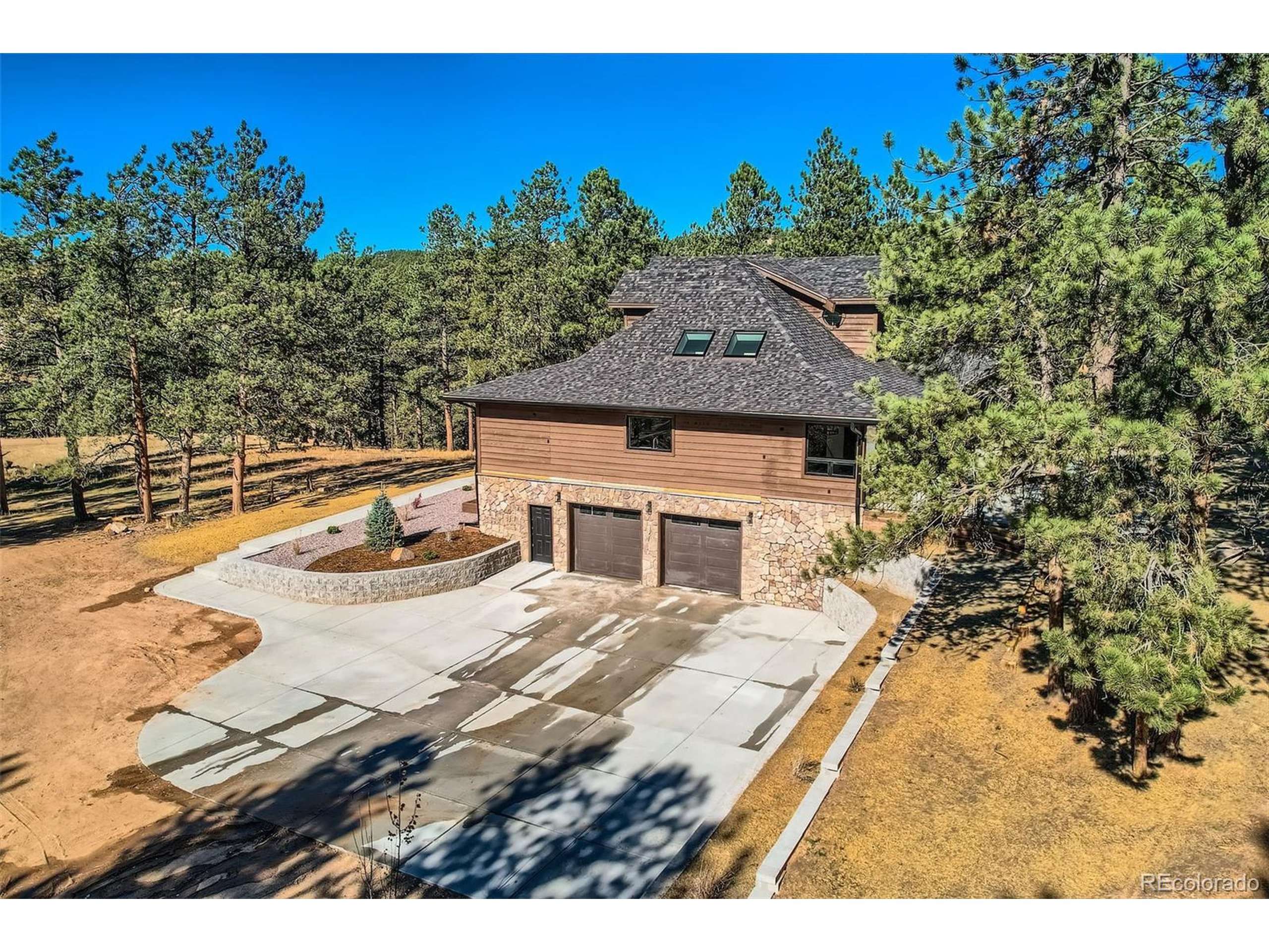 Florissant, CO 80816,584 Pikes Peak Dr