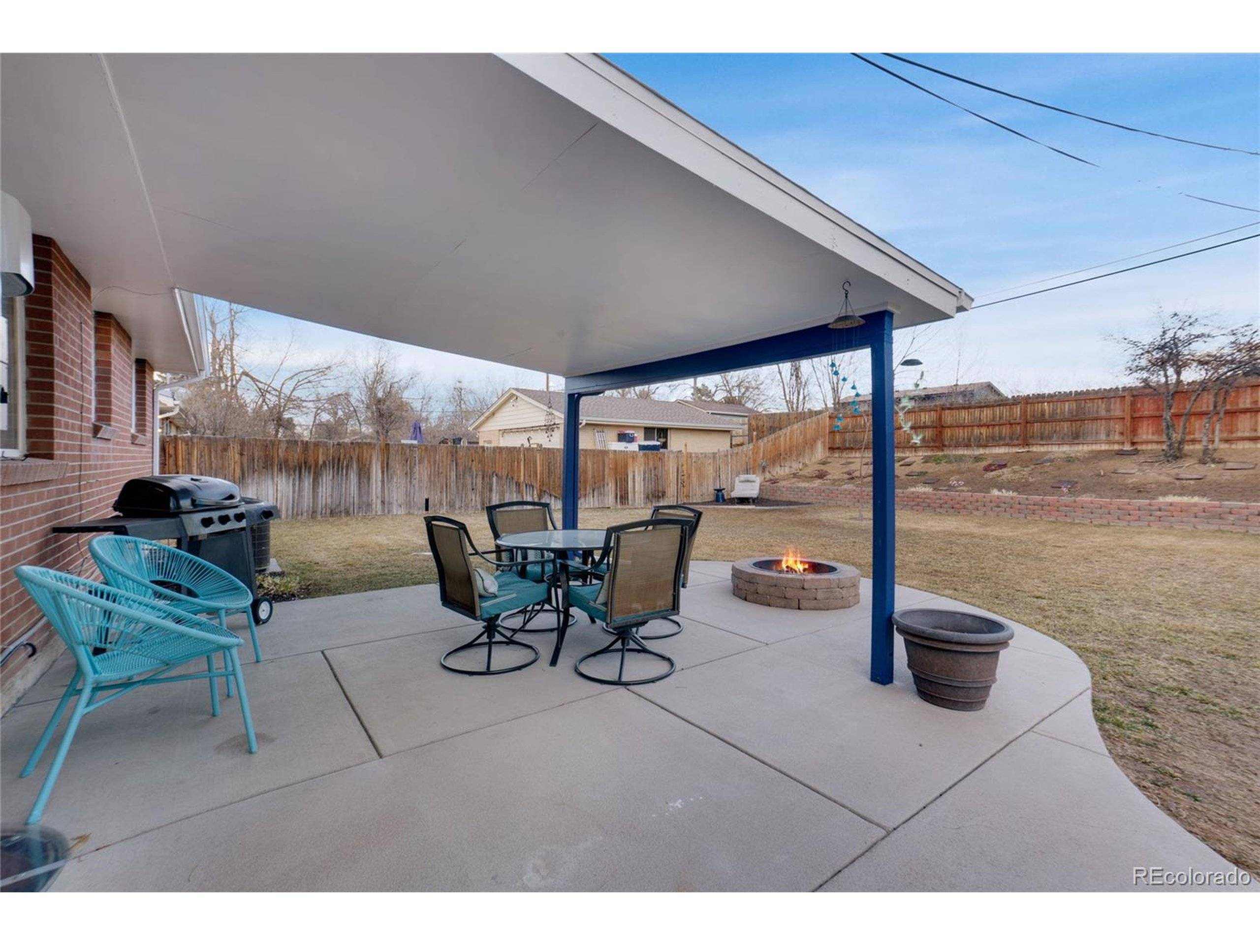 Centennial, CO 80122,7266 S Birch St