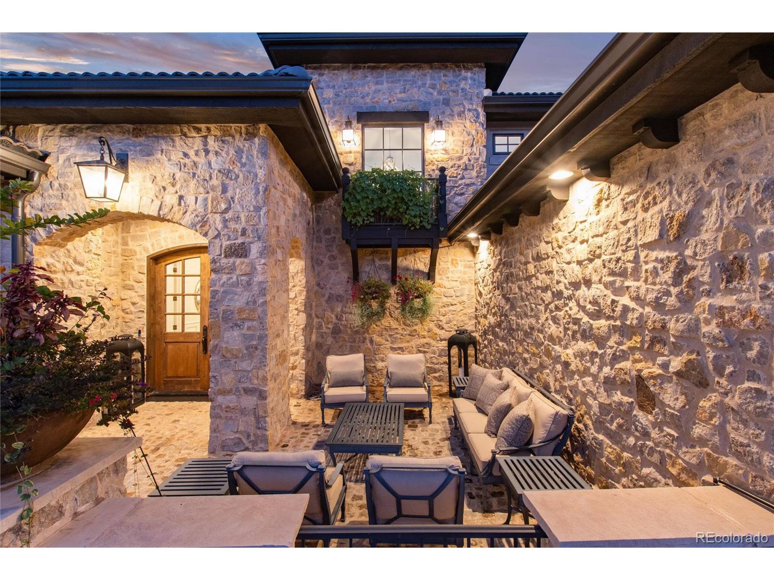 Littleton, CO 80125,7952 Dante Dr