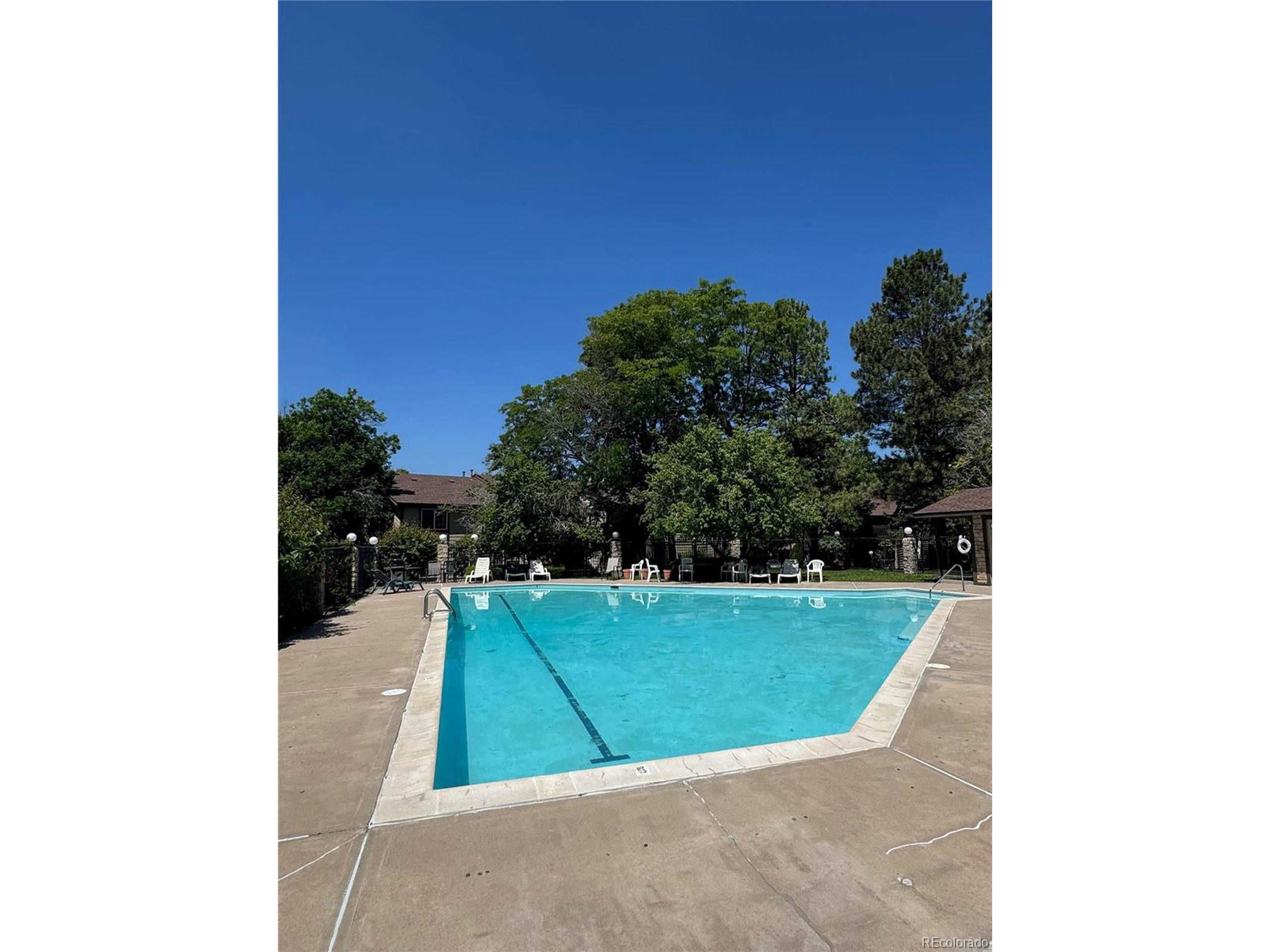 Aurora, CO 80017,1850 S Pitkin Cir #B