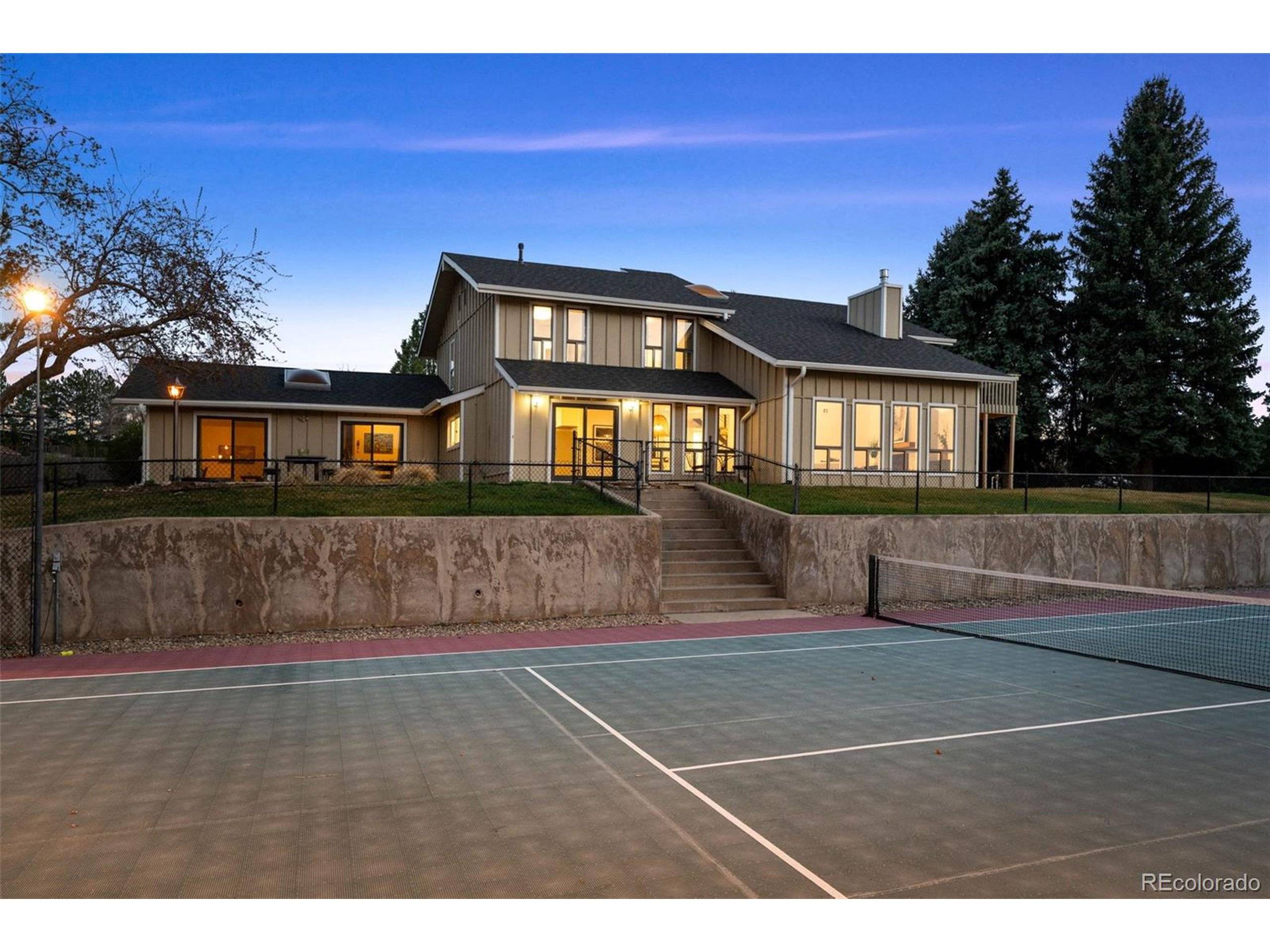 Niwot, CO 80503,6668 Walker Ct