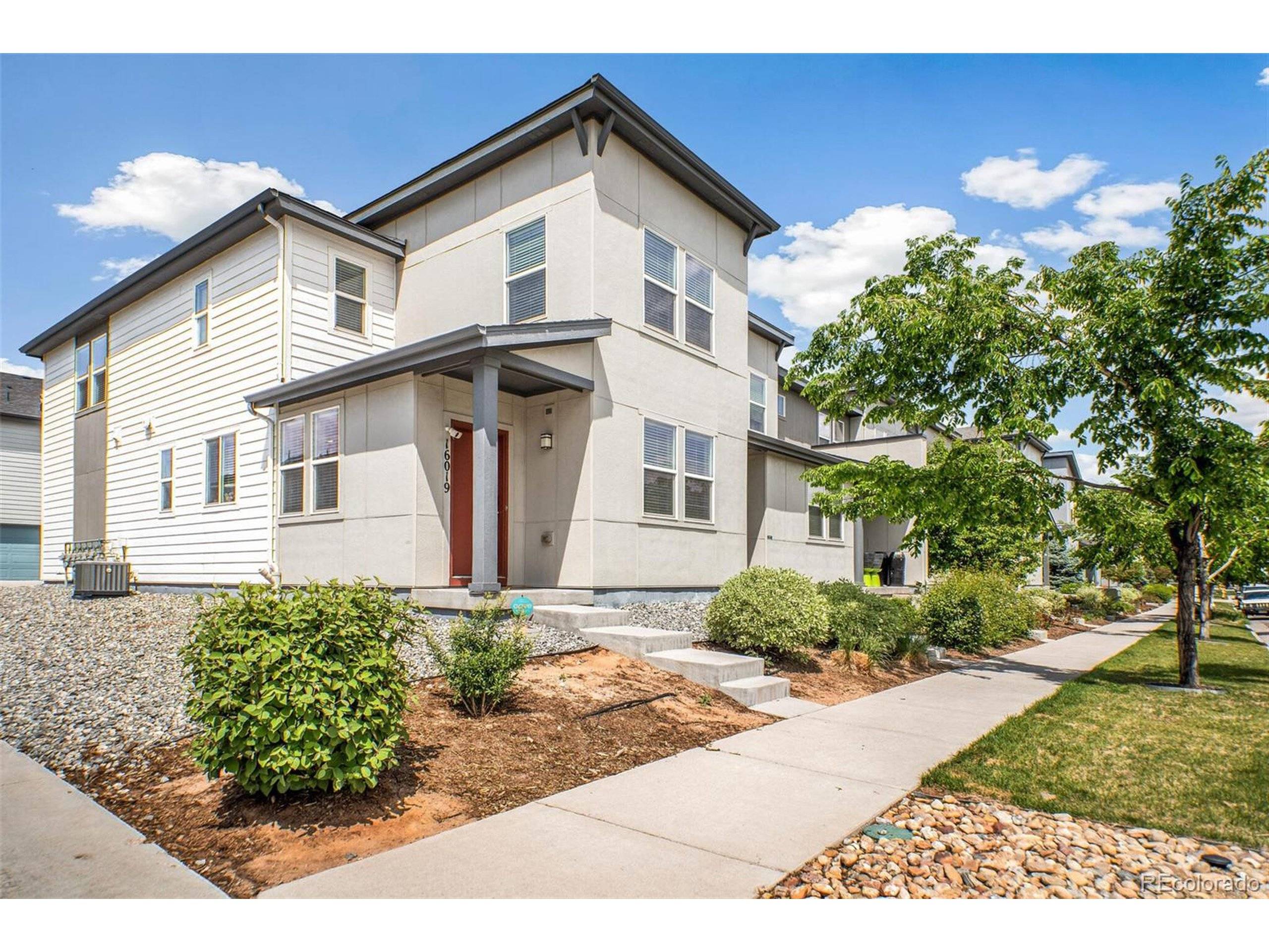 Denver, CO 80239,16019 E Elk Dr