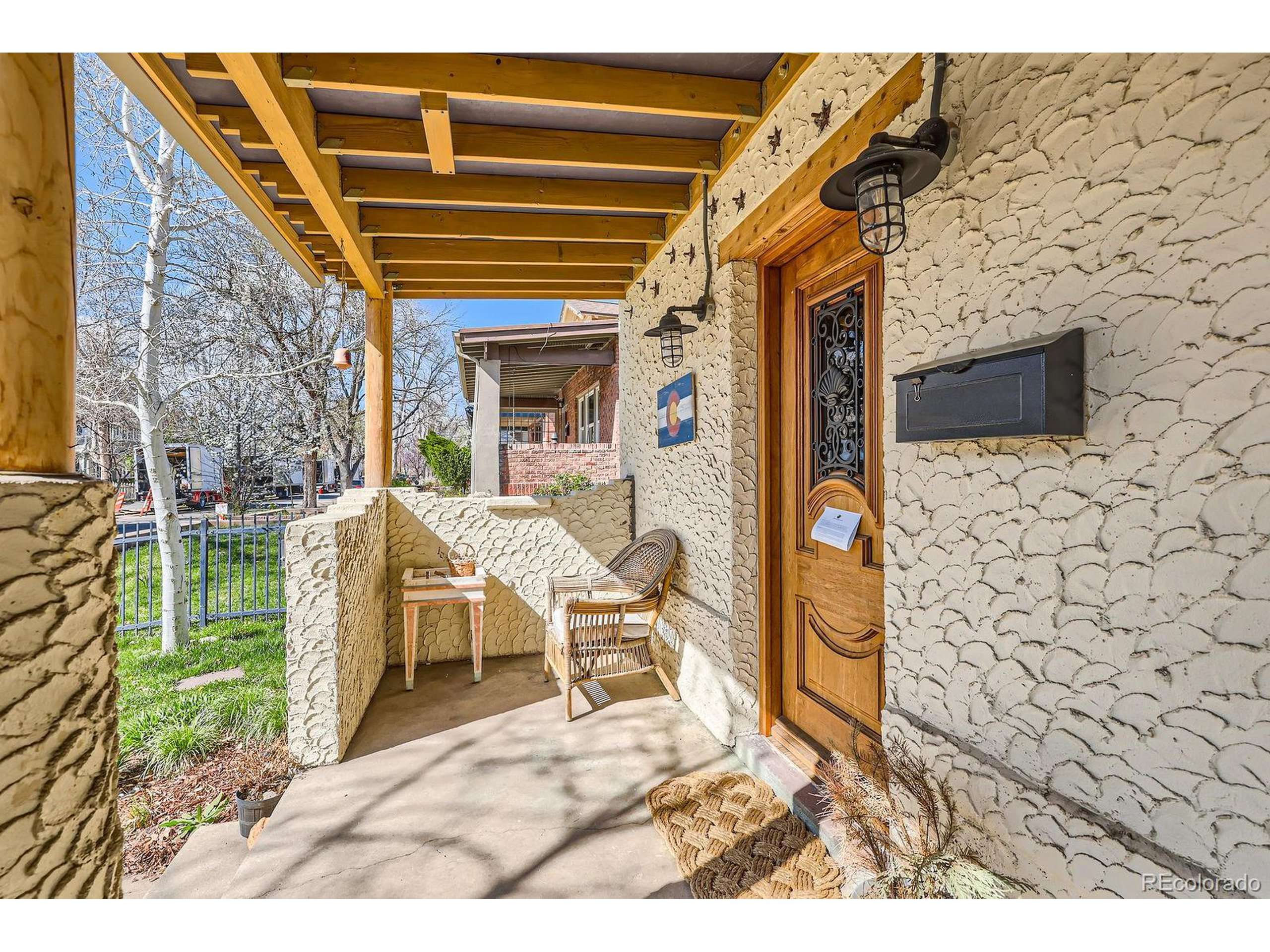Denver, CO 80207,2314 Dexter St