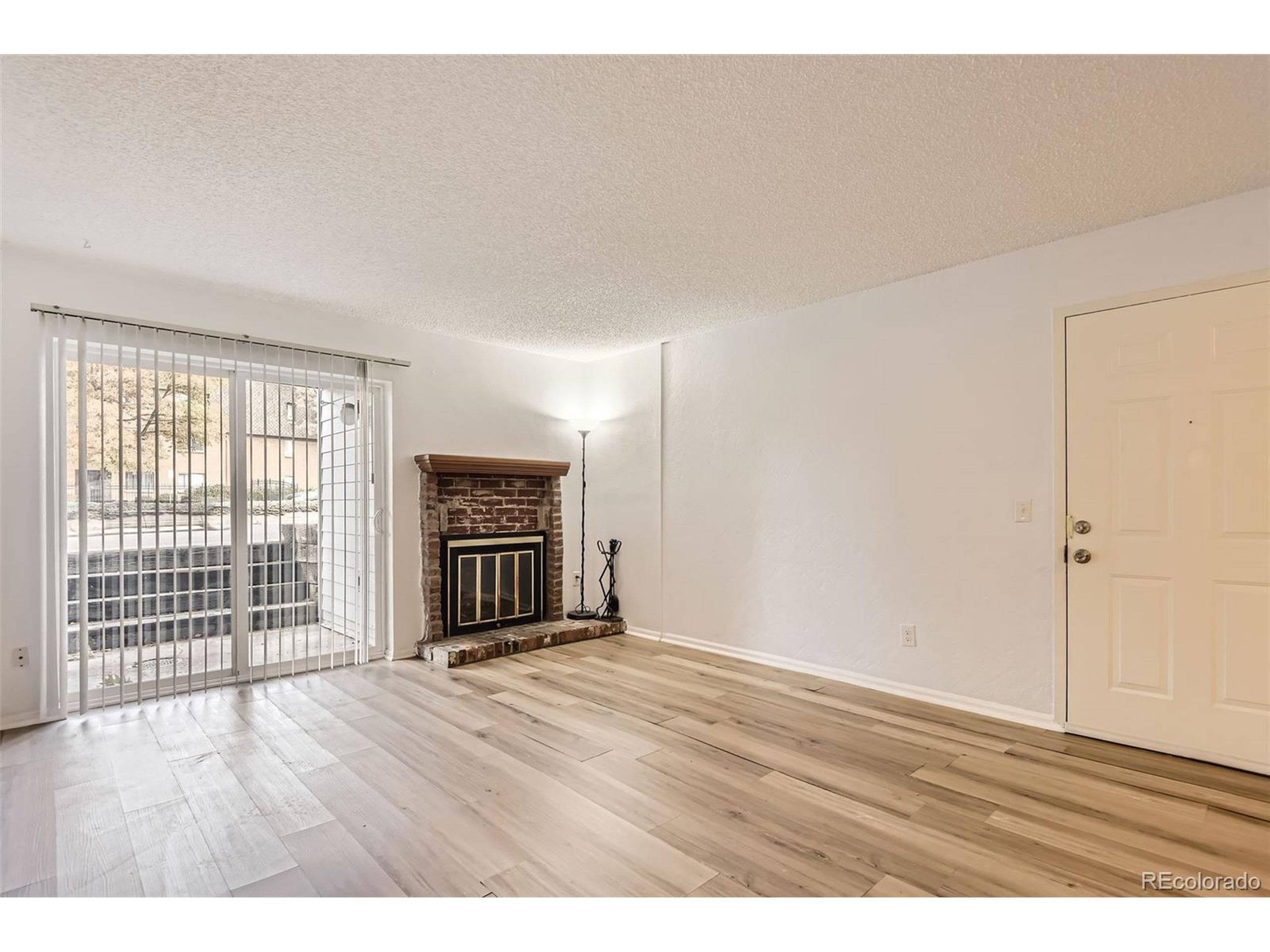 Denver, CO 80231,7665 E Eastman Ave #106A