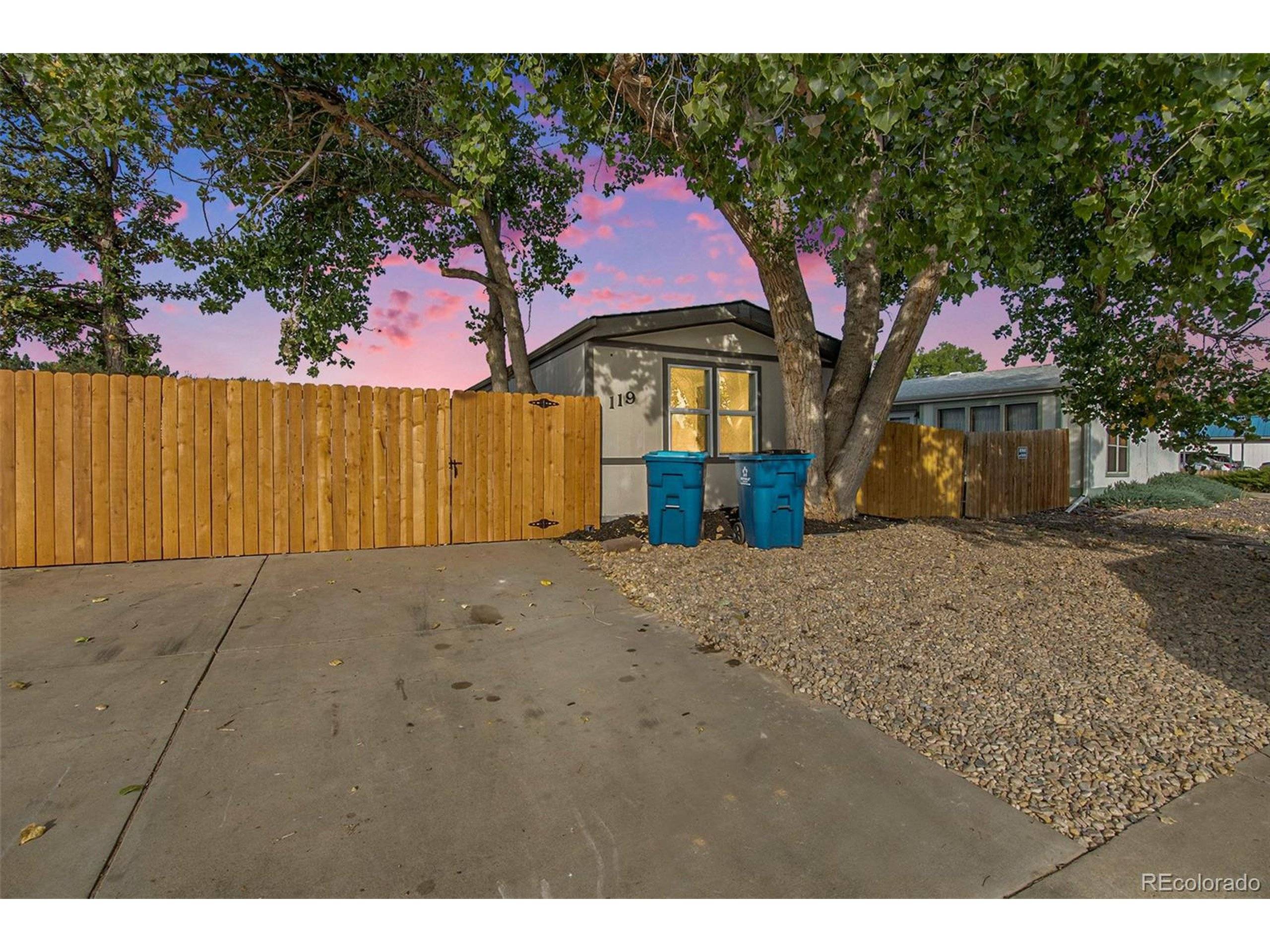 Brighton, CO 80603,119 Zante St