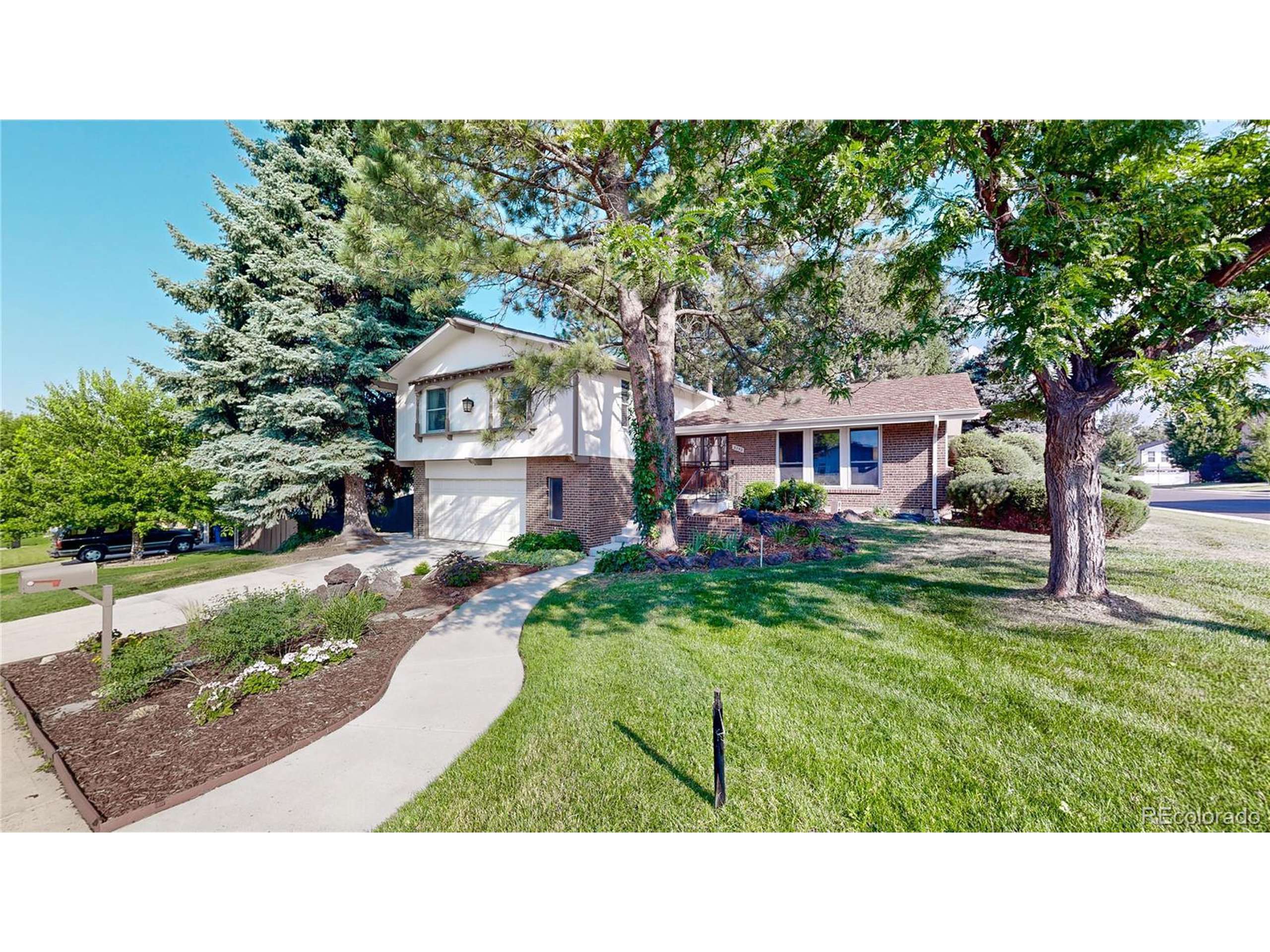 Denver, CO 80237,3752 S Rosemary Way