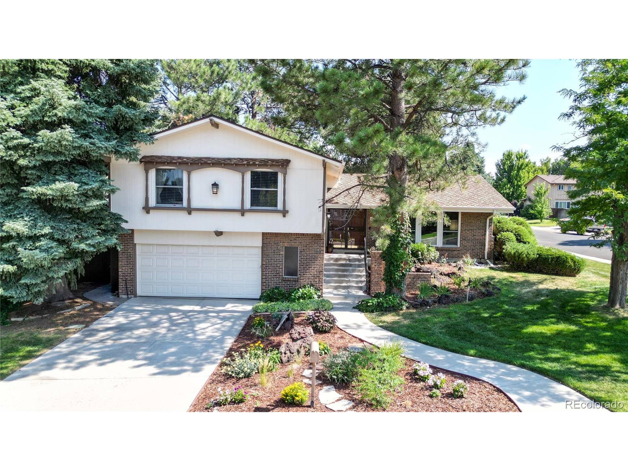 Denver, CO 80237,3752 S Rosemary Way