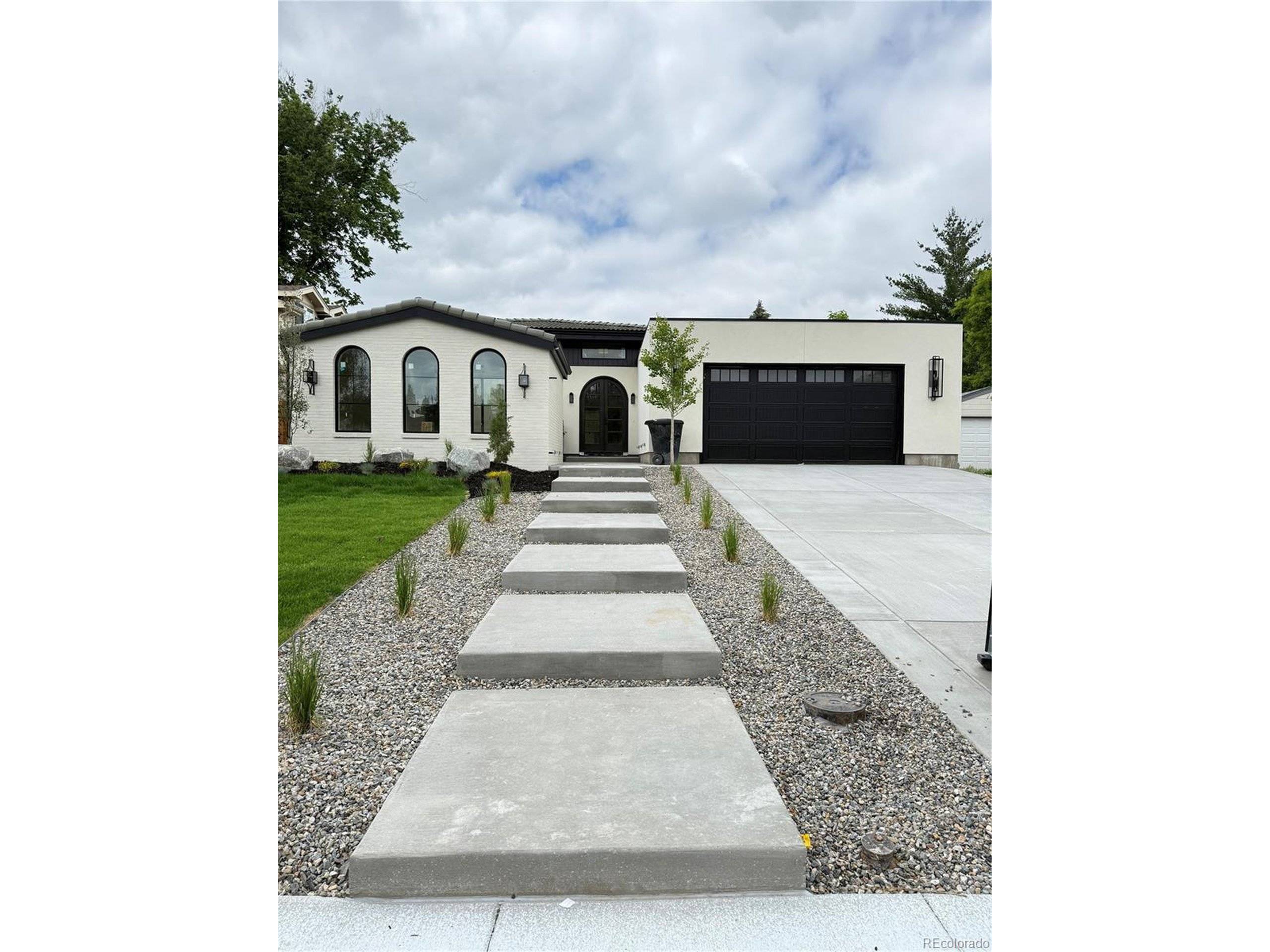Denver, CO 80222,3065 S Birch St