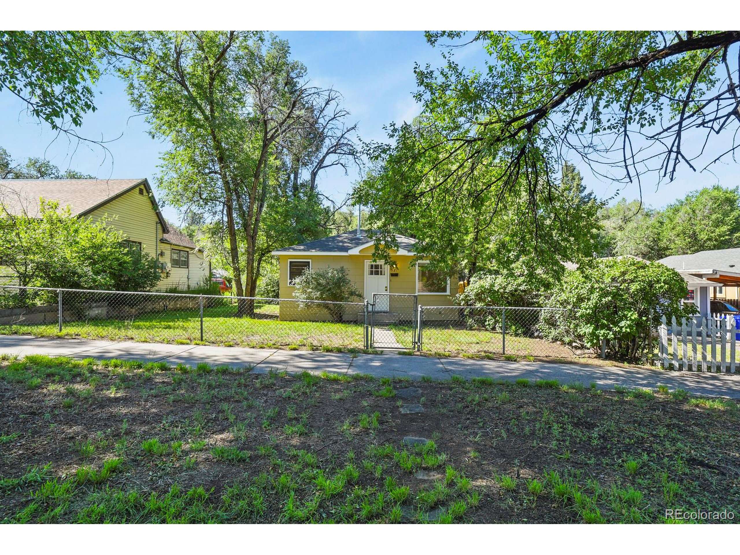 Colorado Springs, CO 80903,921 E Cucharras St