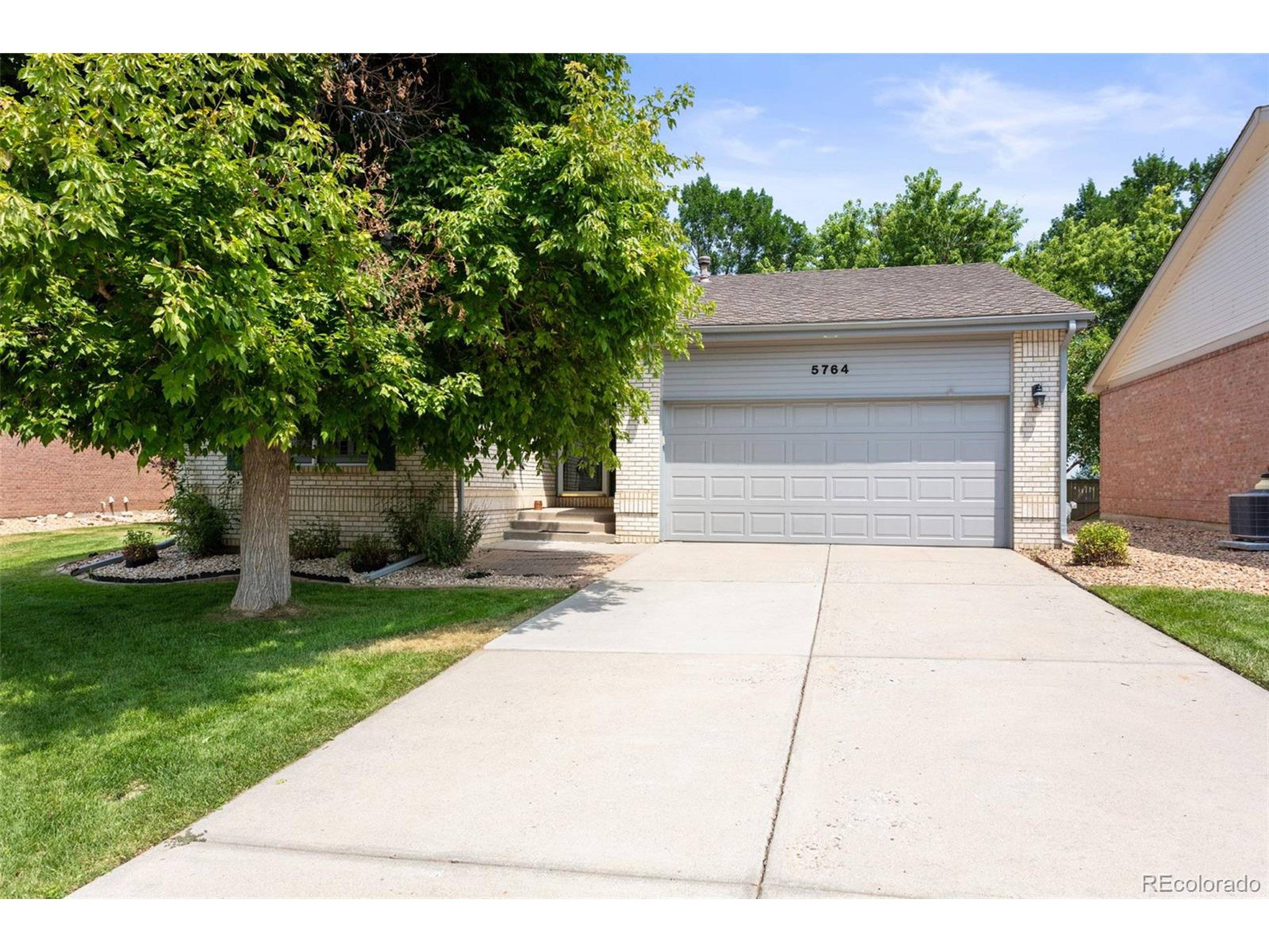 Highlands Ranch, CO 80130,5764 Greenspointe Pl