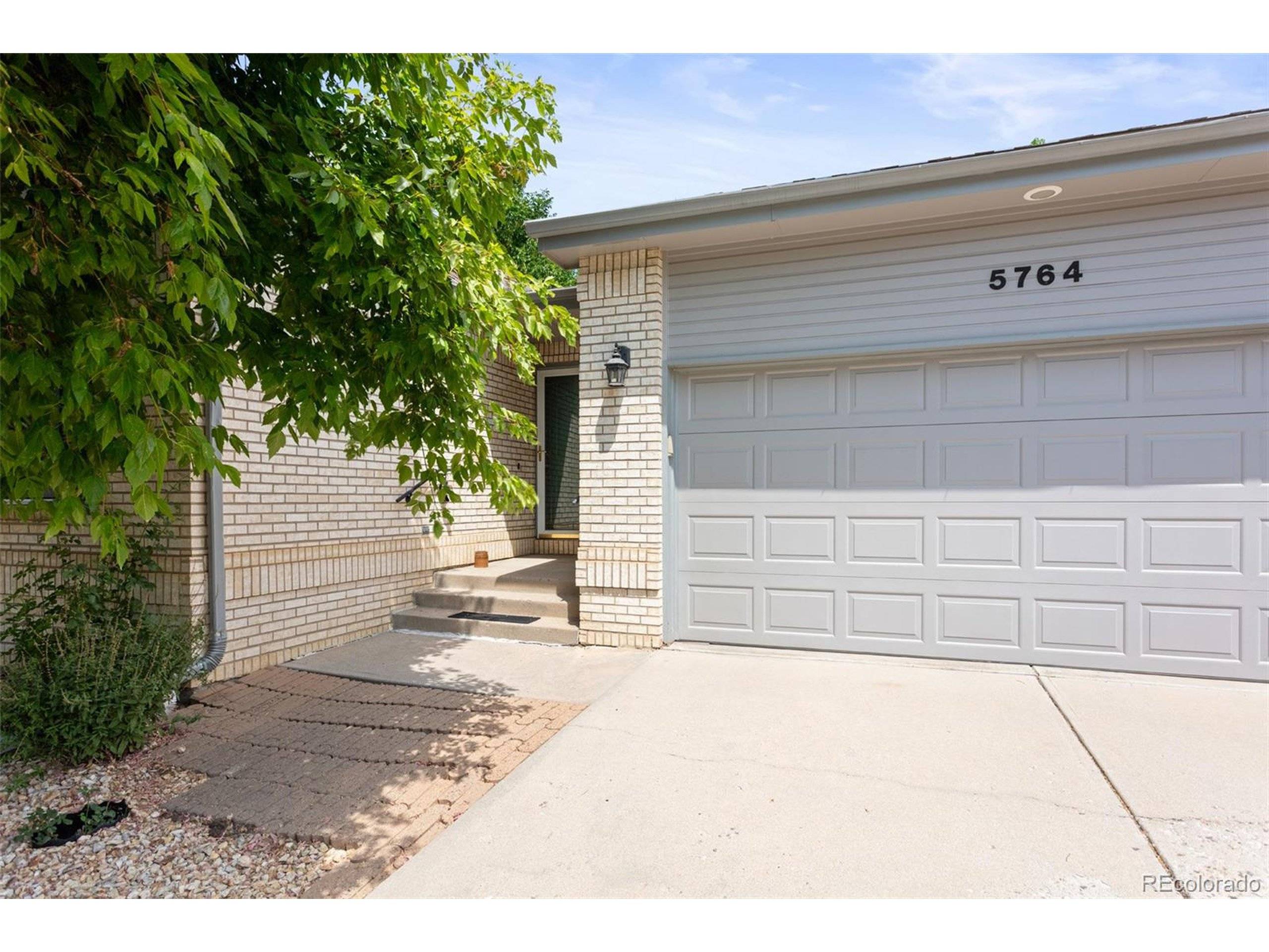 Highlands Ranch, CO 80130,5764 Greenspointe Pl