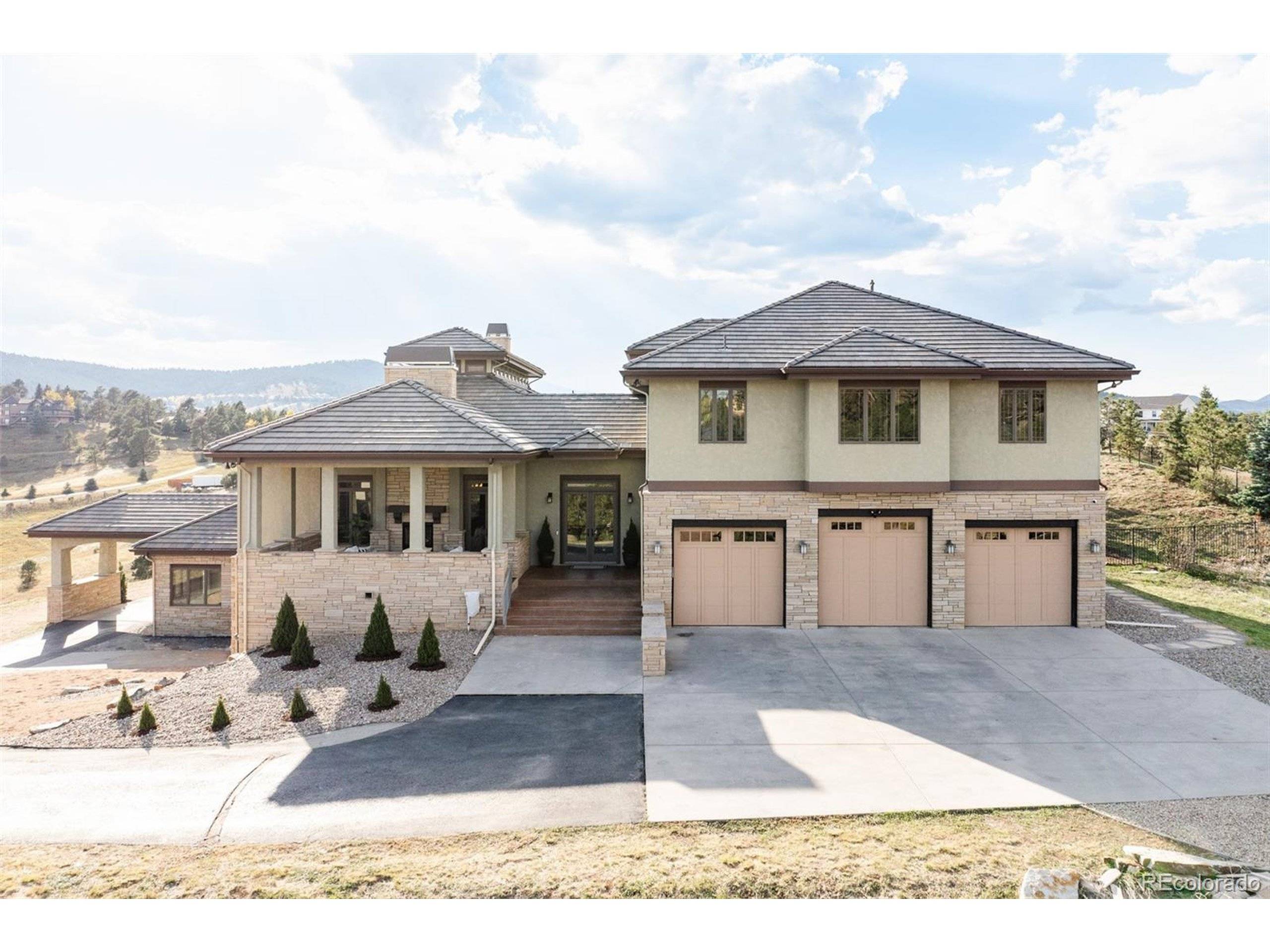 Golden, CO 80401,146 S Lookout Mountain Rd