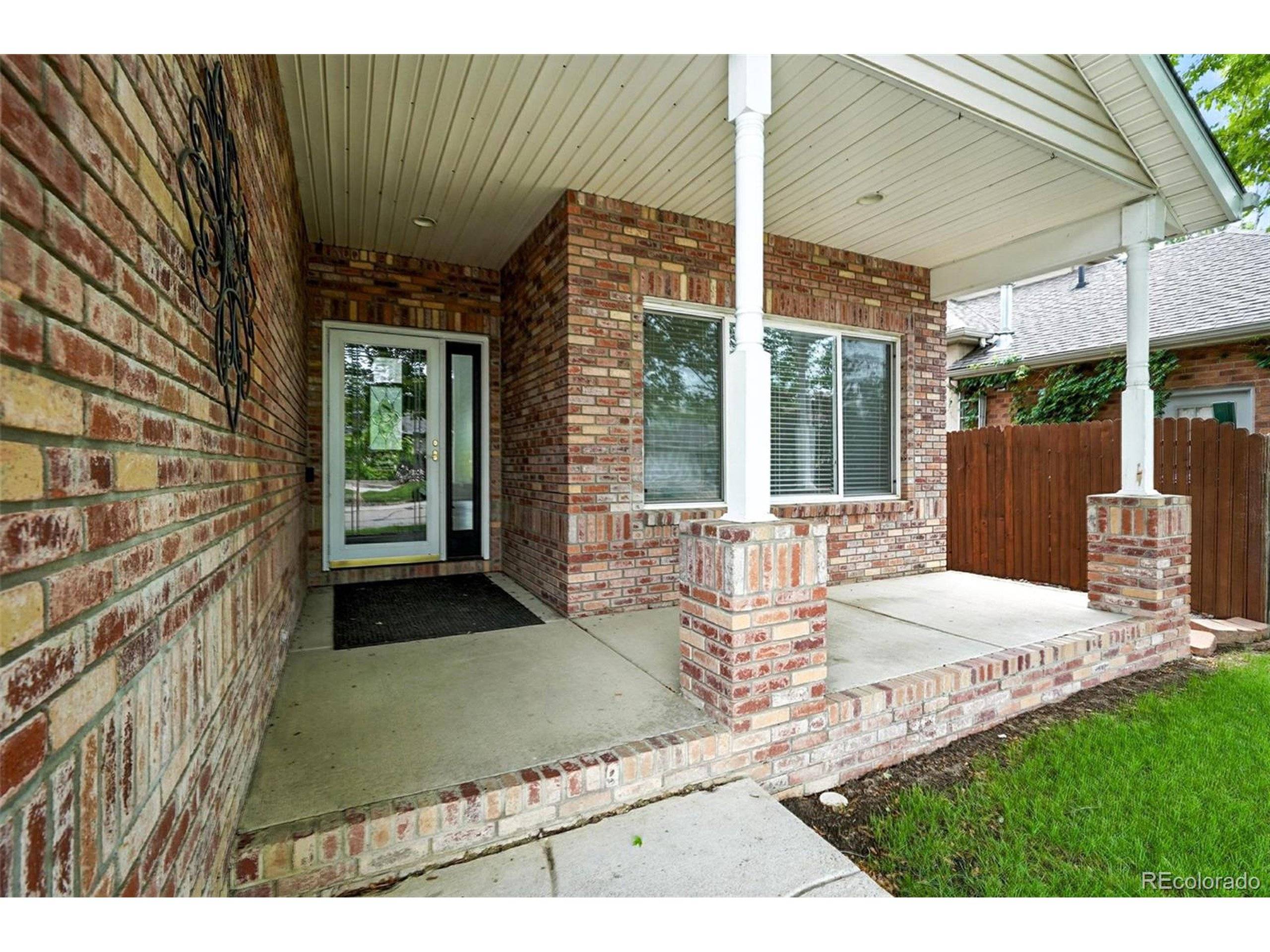 Longmont, CO 80503,2078 Goldfinch Ct