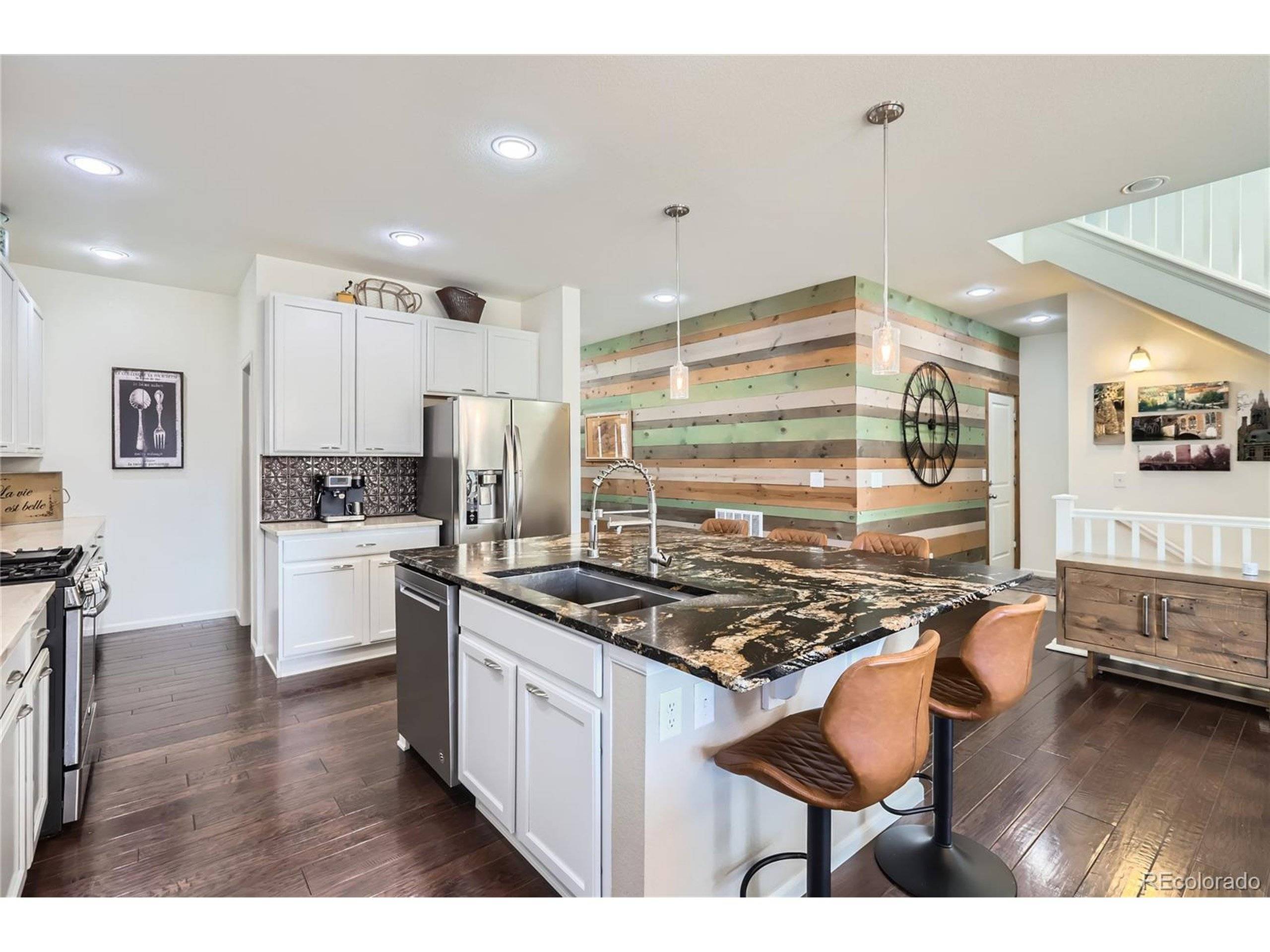 Longmont, CO 80504,1421 Rustic Dr