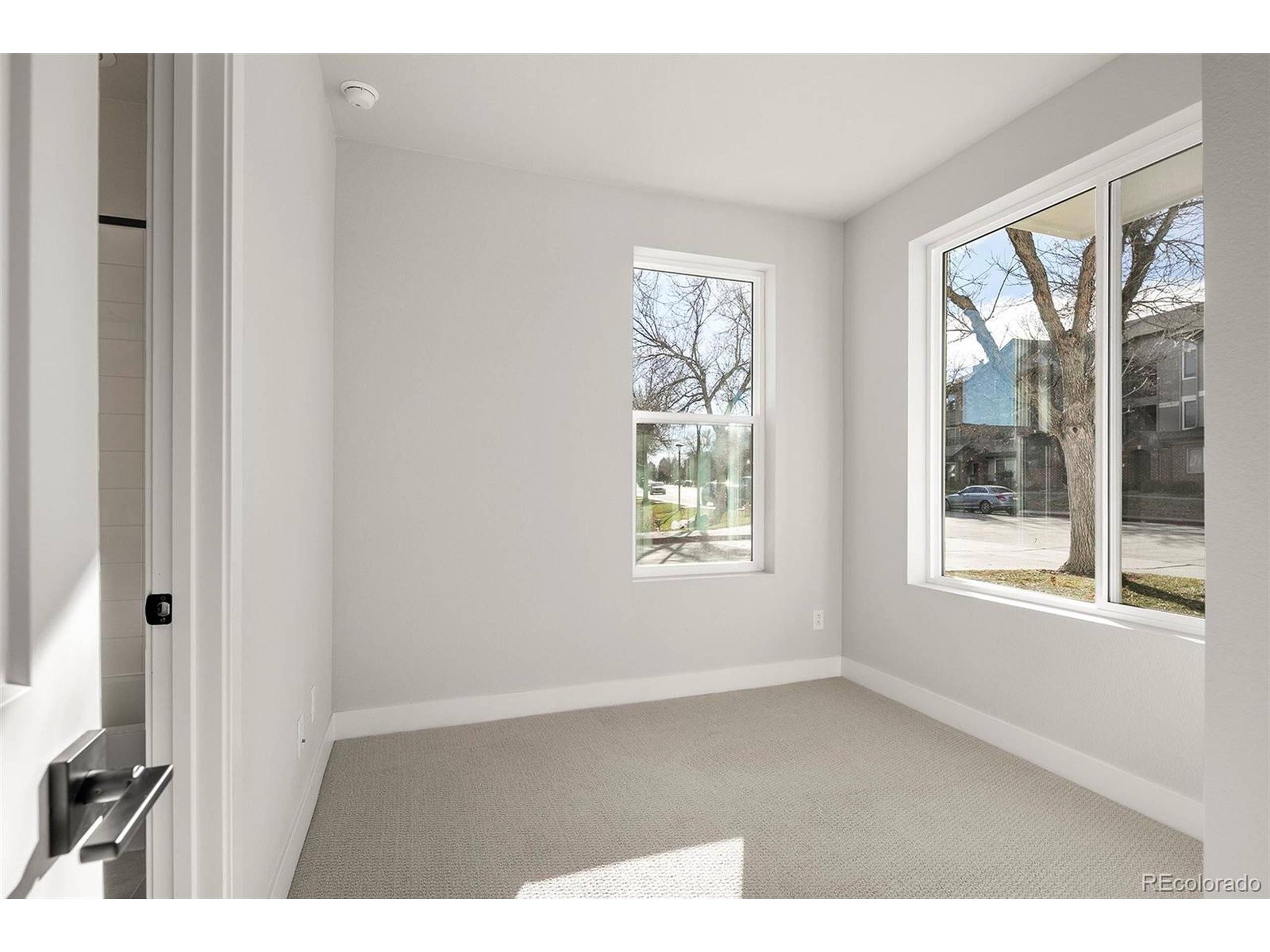 Denver, CO 80247,888 S Valentia St #104