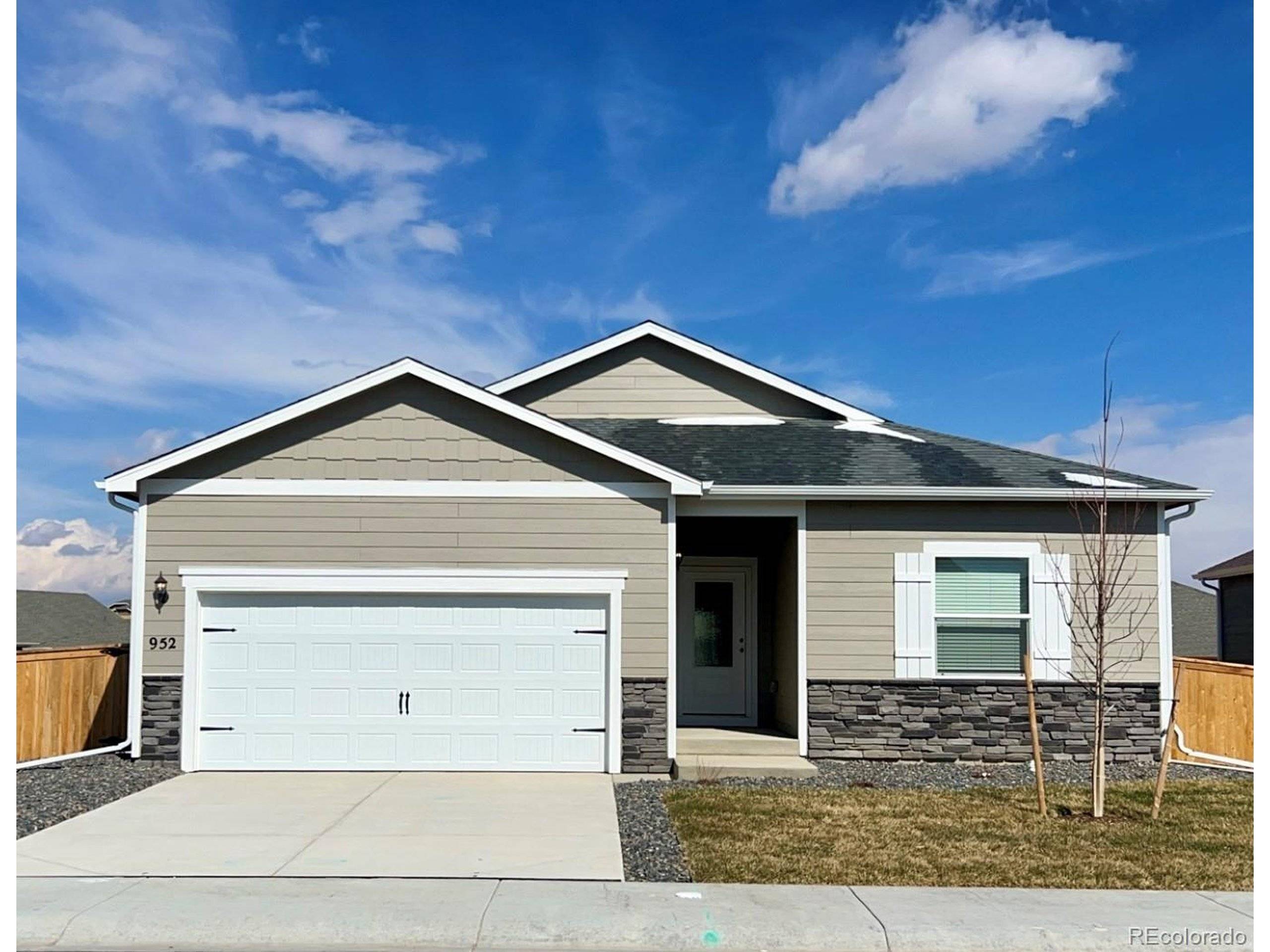 Severance, CO 80550,952 cascade falls St