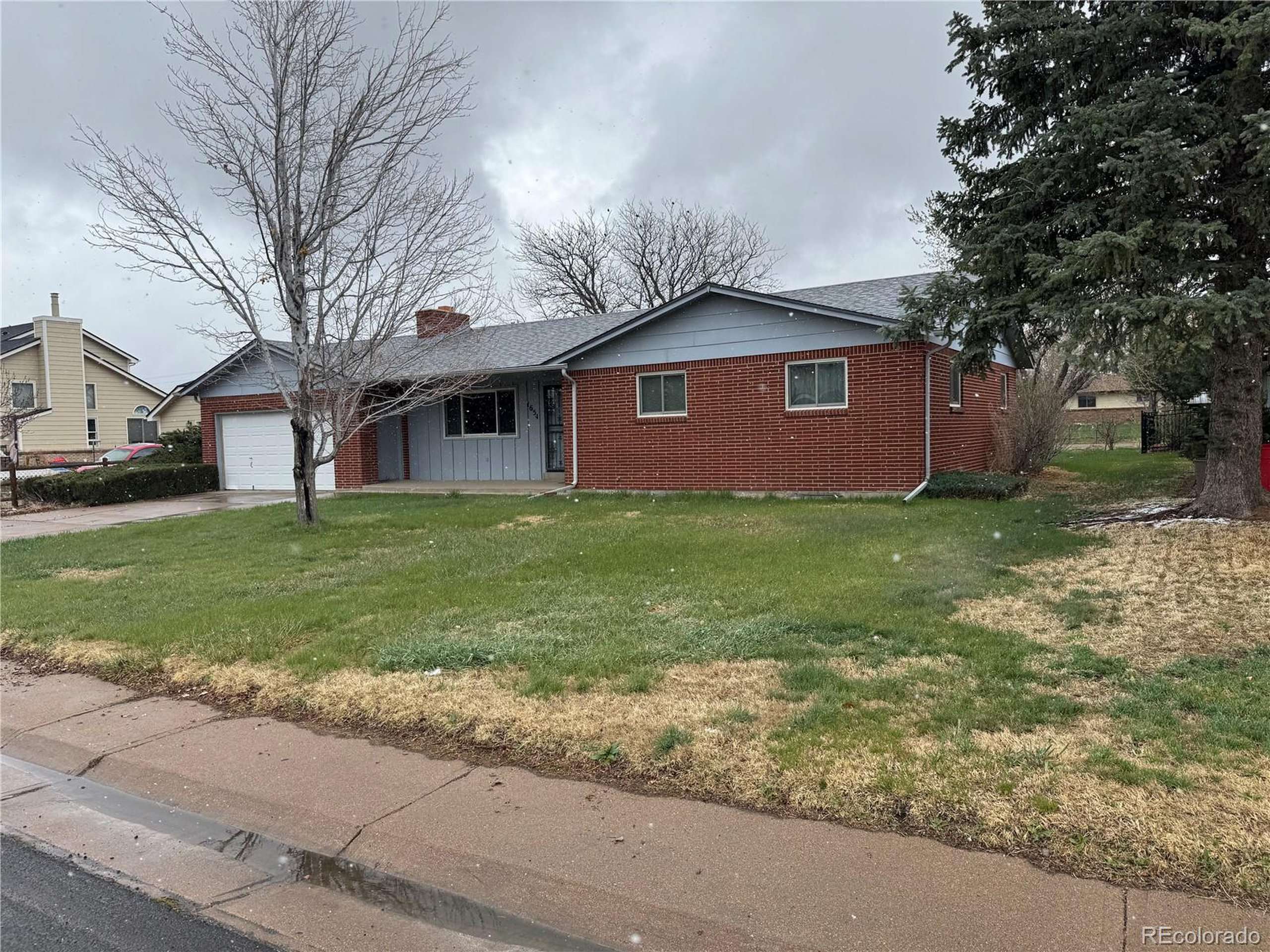 Strasburg, CO 80136,1654 Longbranch St