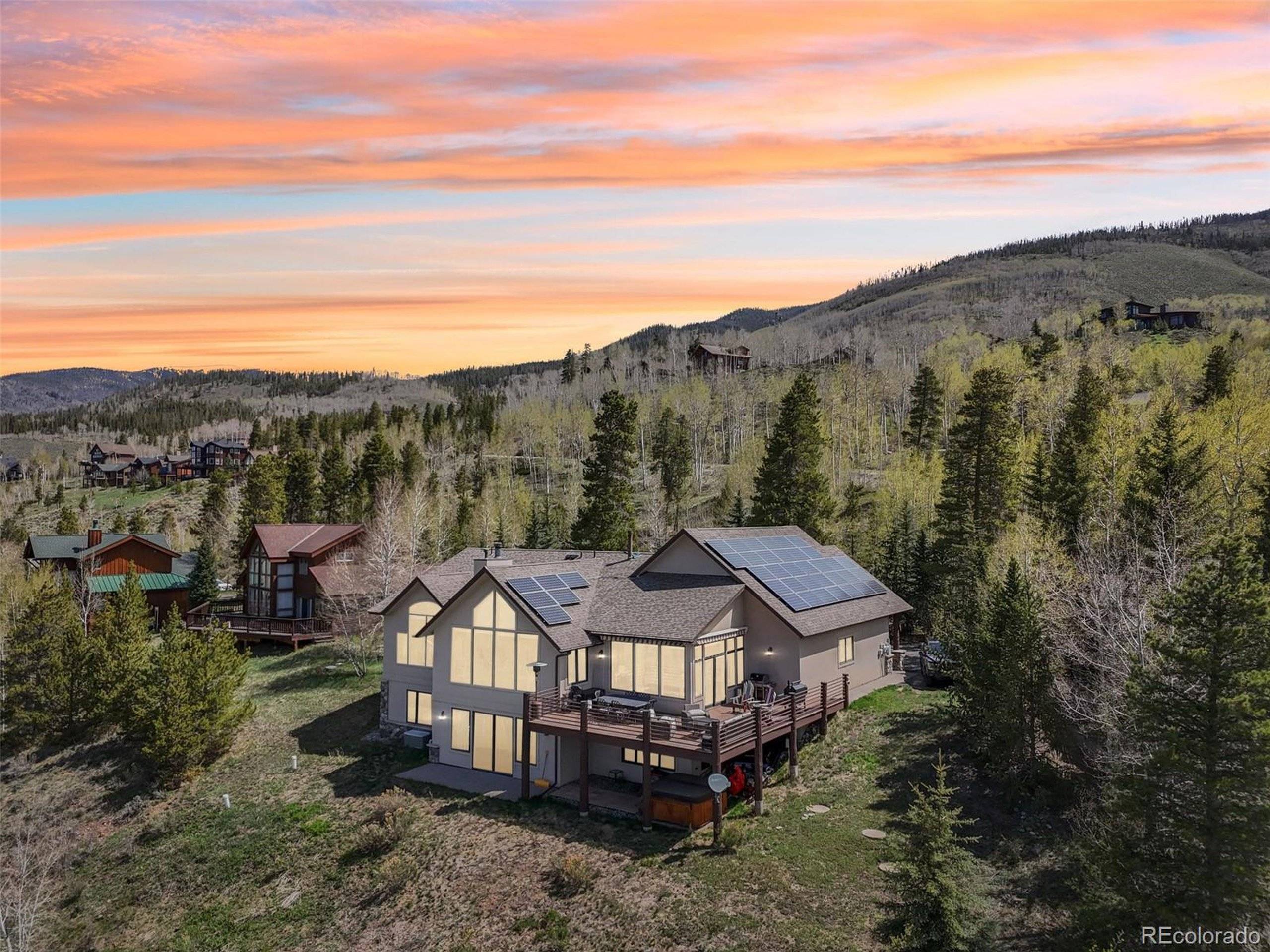 Silverthorne, CO 80498,50 Spinning Leaf Trl