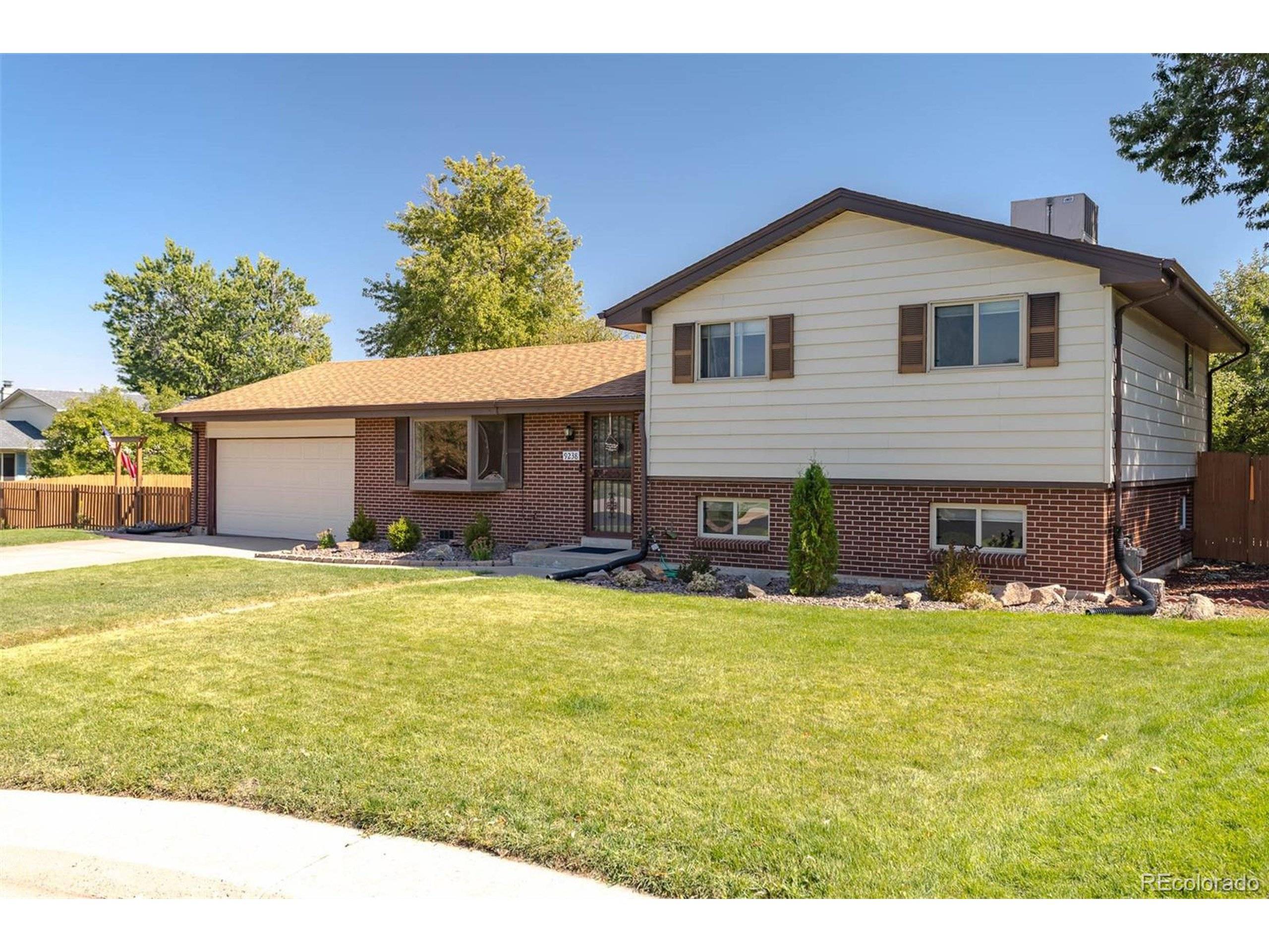 Lakewood, CO 80226,9238 W Virginia Cir