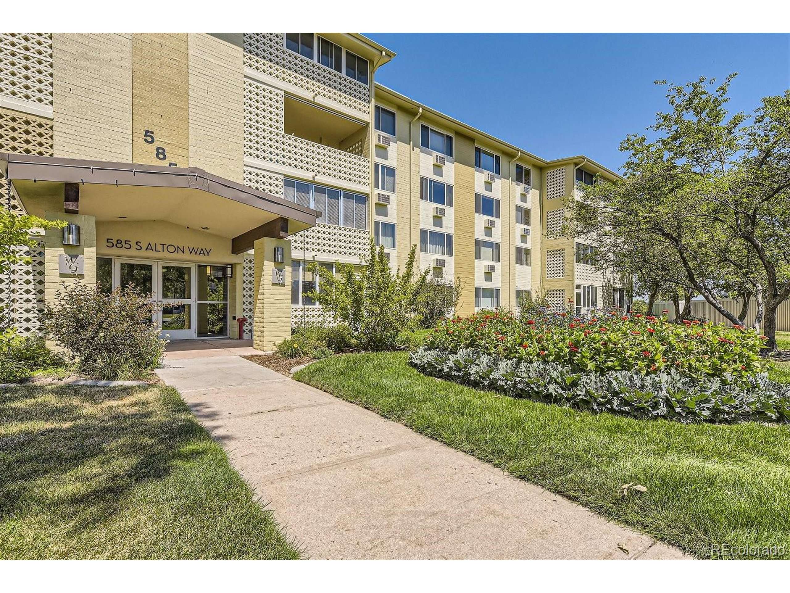 Denver, CO 80247,585 S Alton Way #2C