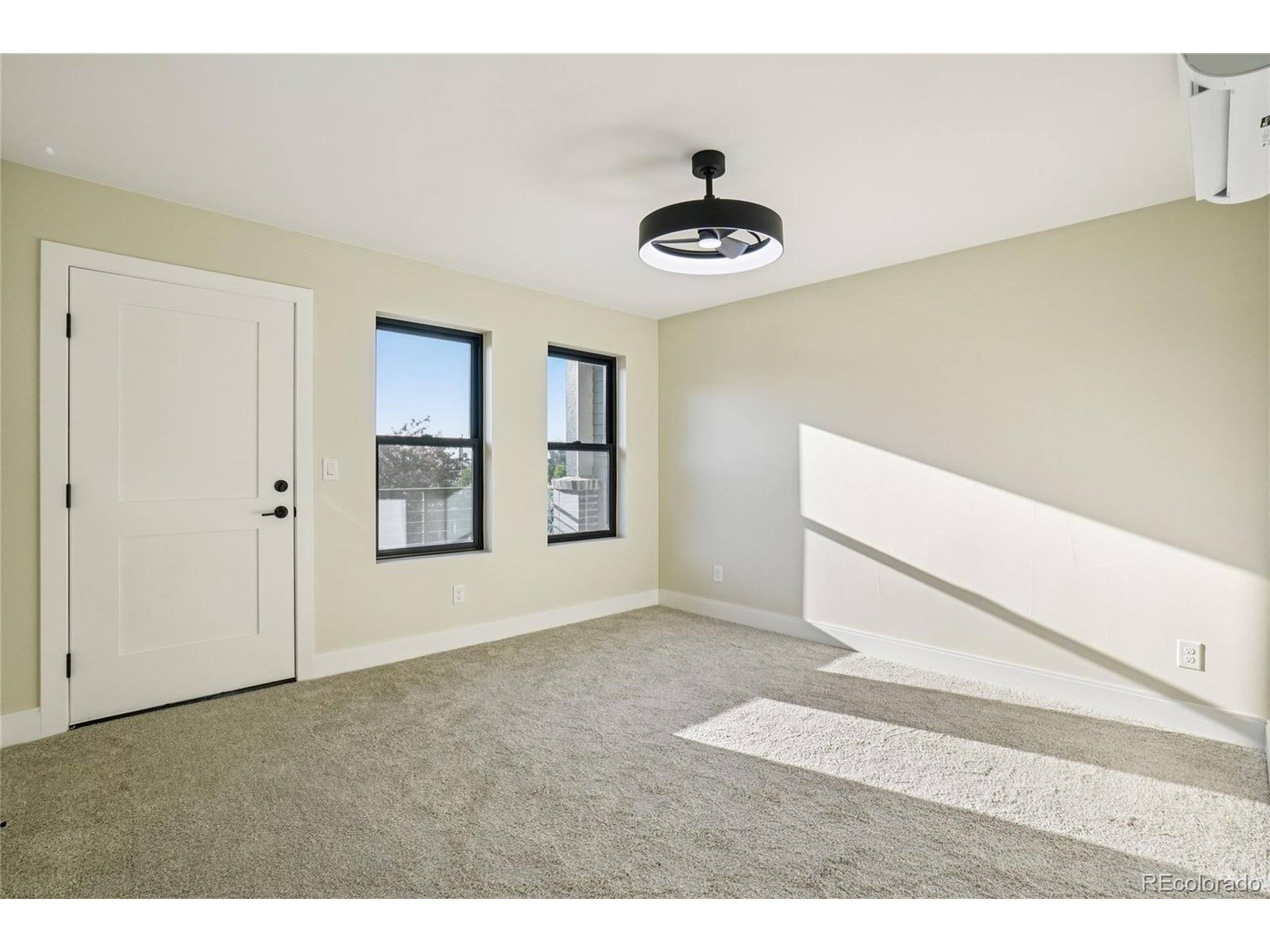 Denver, CO 80204,1559 N Hooker St