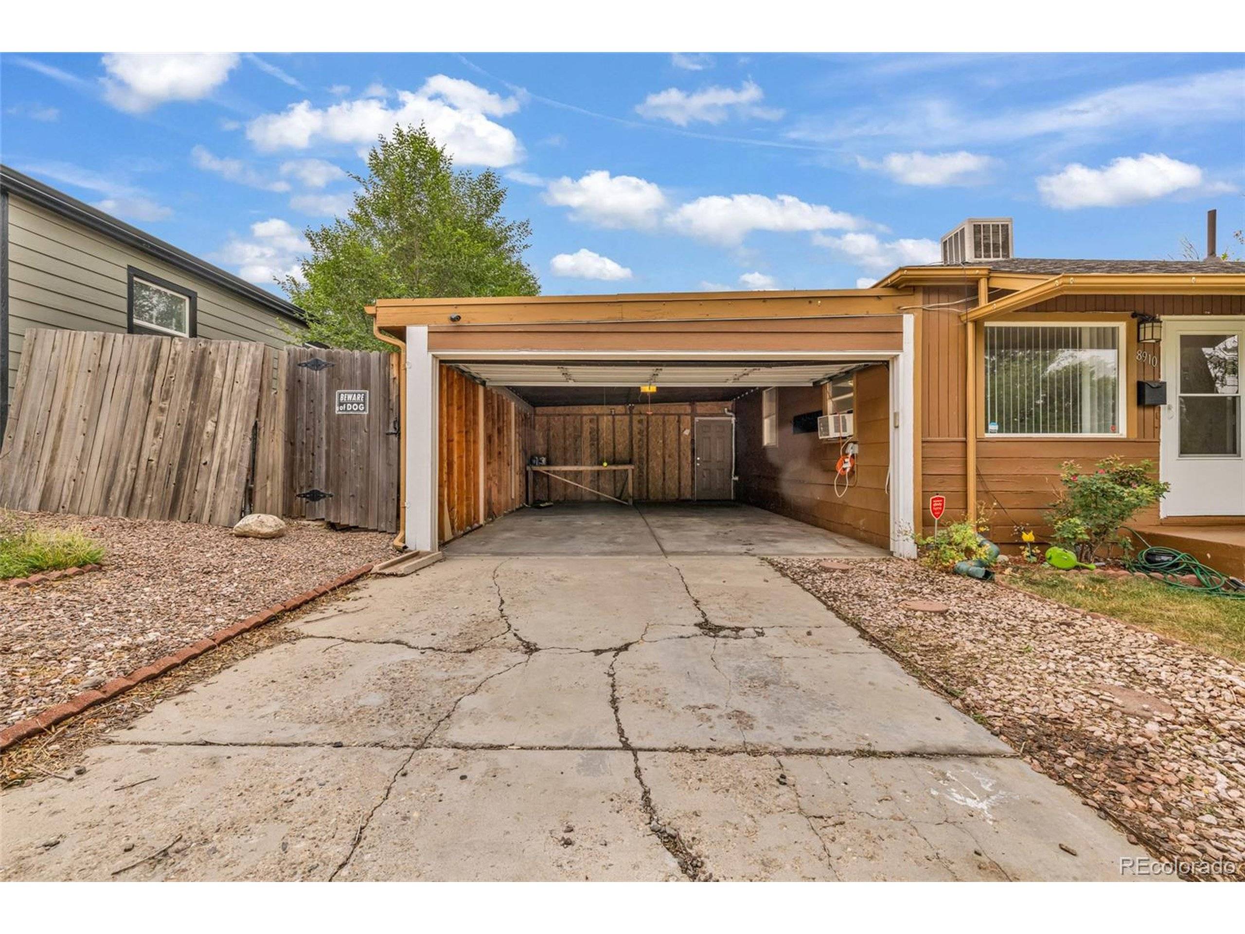 Thornton, CO 80229,8910 Poze Blvd