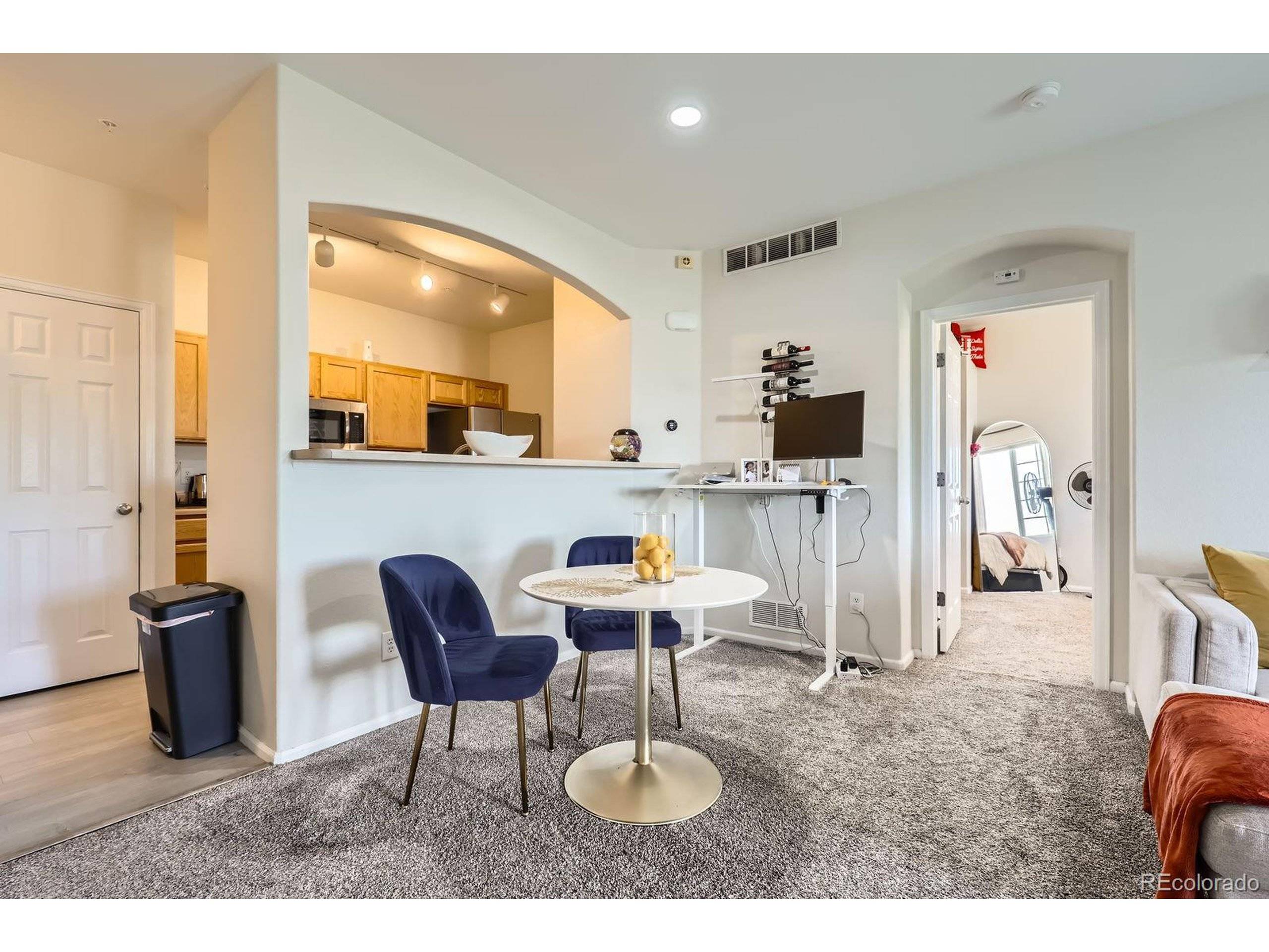 Denver, CO 80239,5255 Memphis St #311