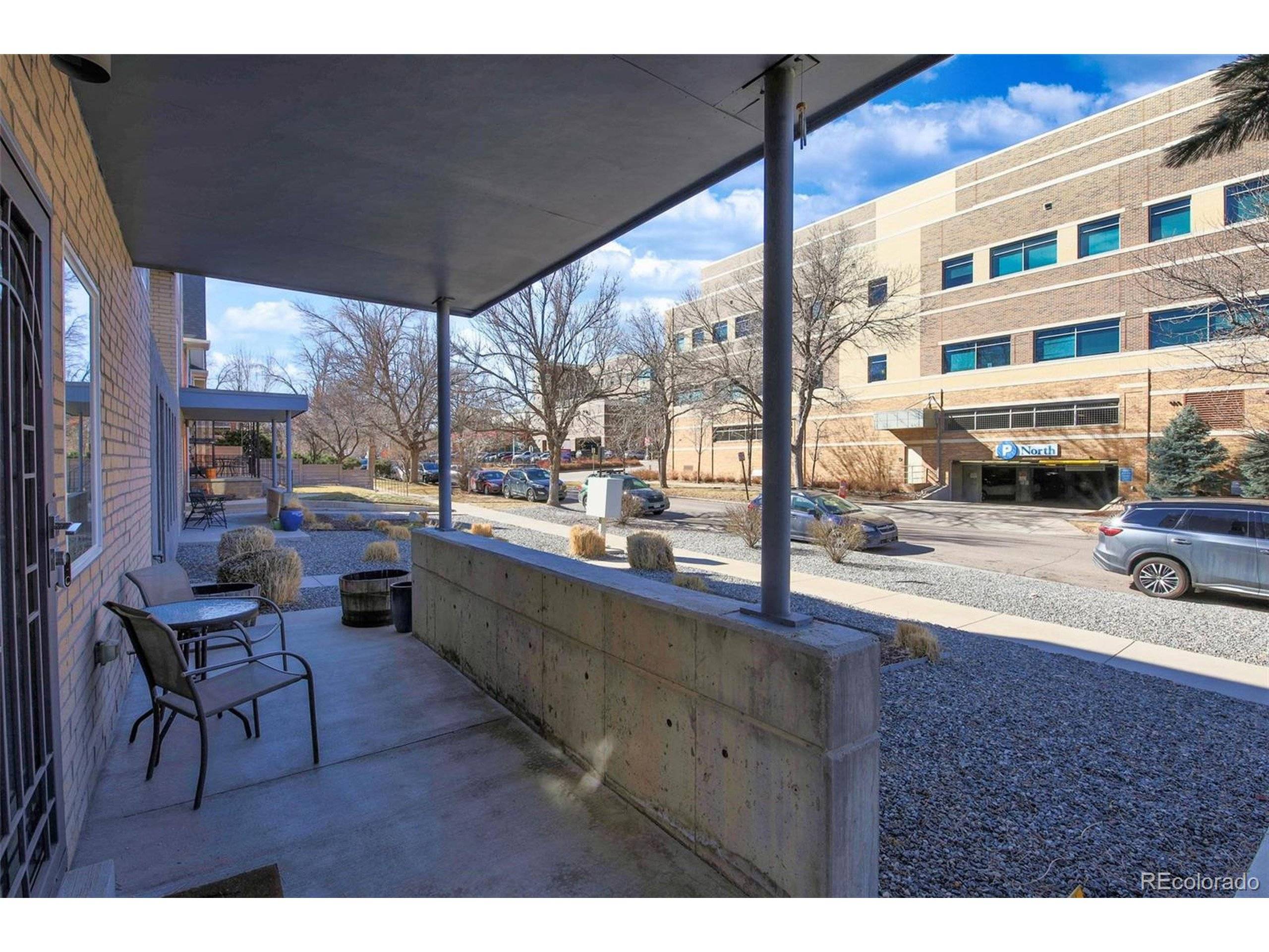 Denver, CO 80205,2044 N High St