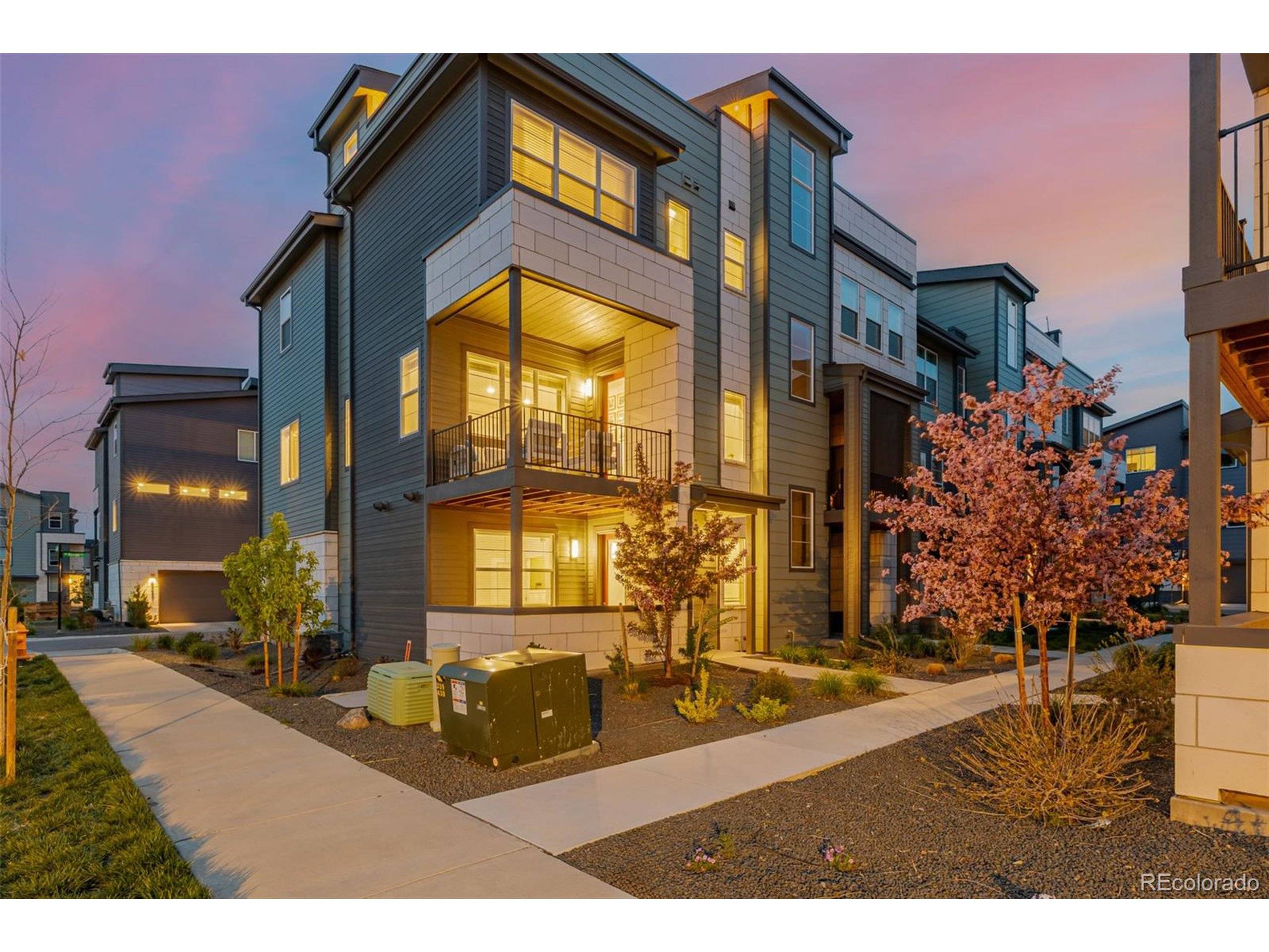 Denver, CO 80221,6776 Navajo Way