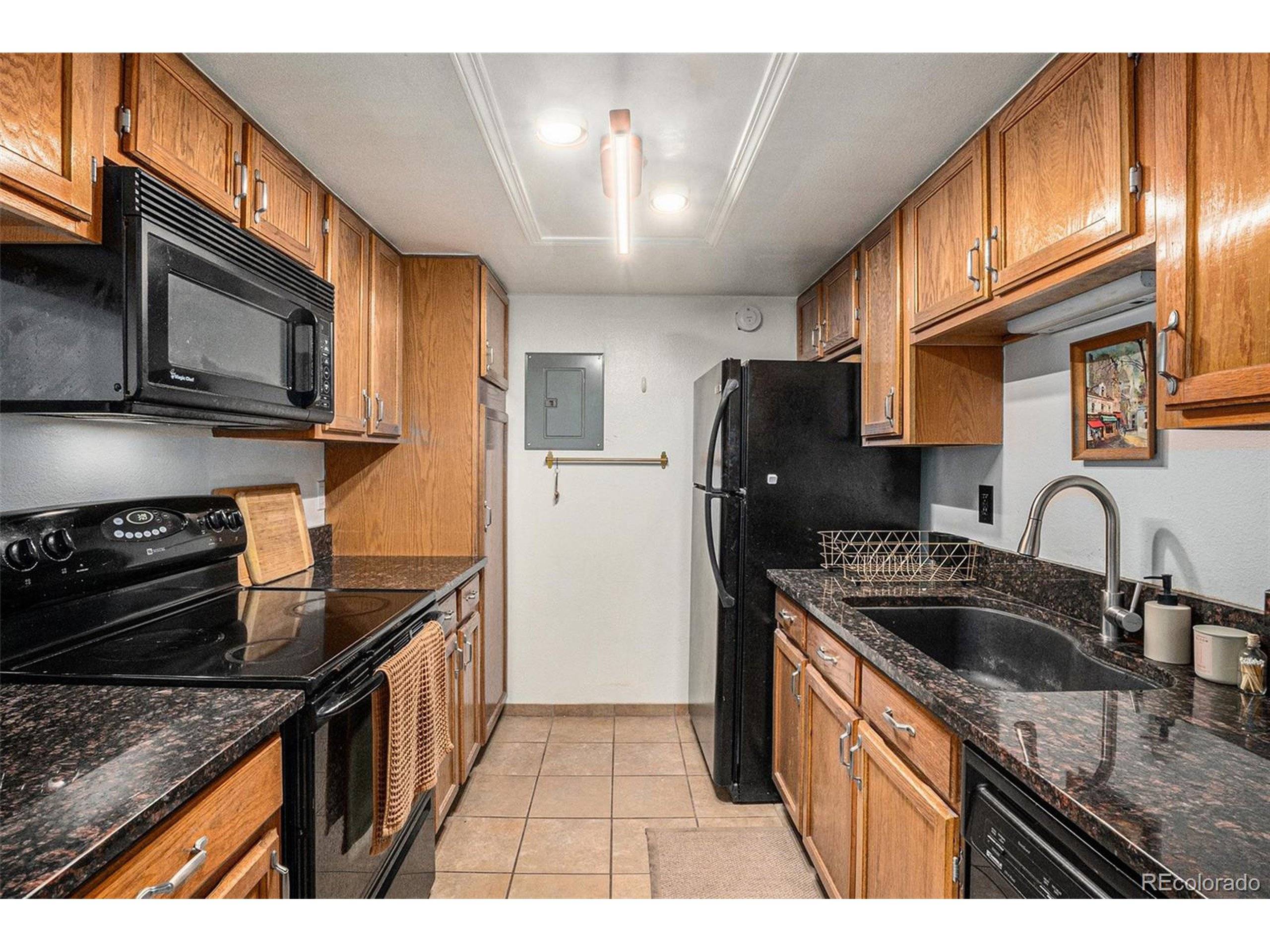 Denver, CO 80247,8600 E Alameda Ave #21-208