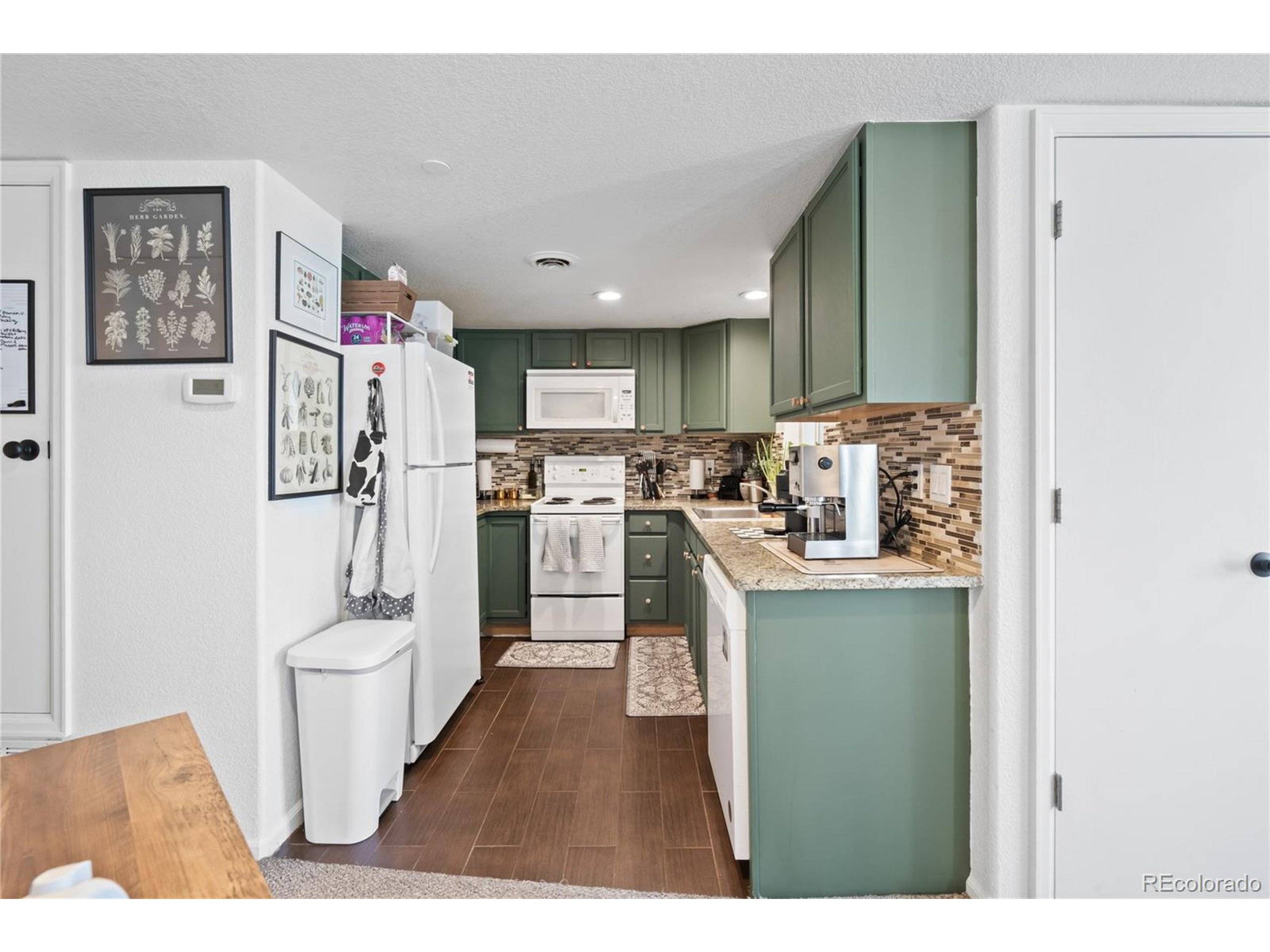 Aurora, CO 80012,970 S Dawson Way #9