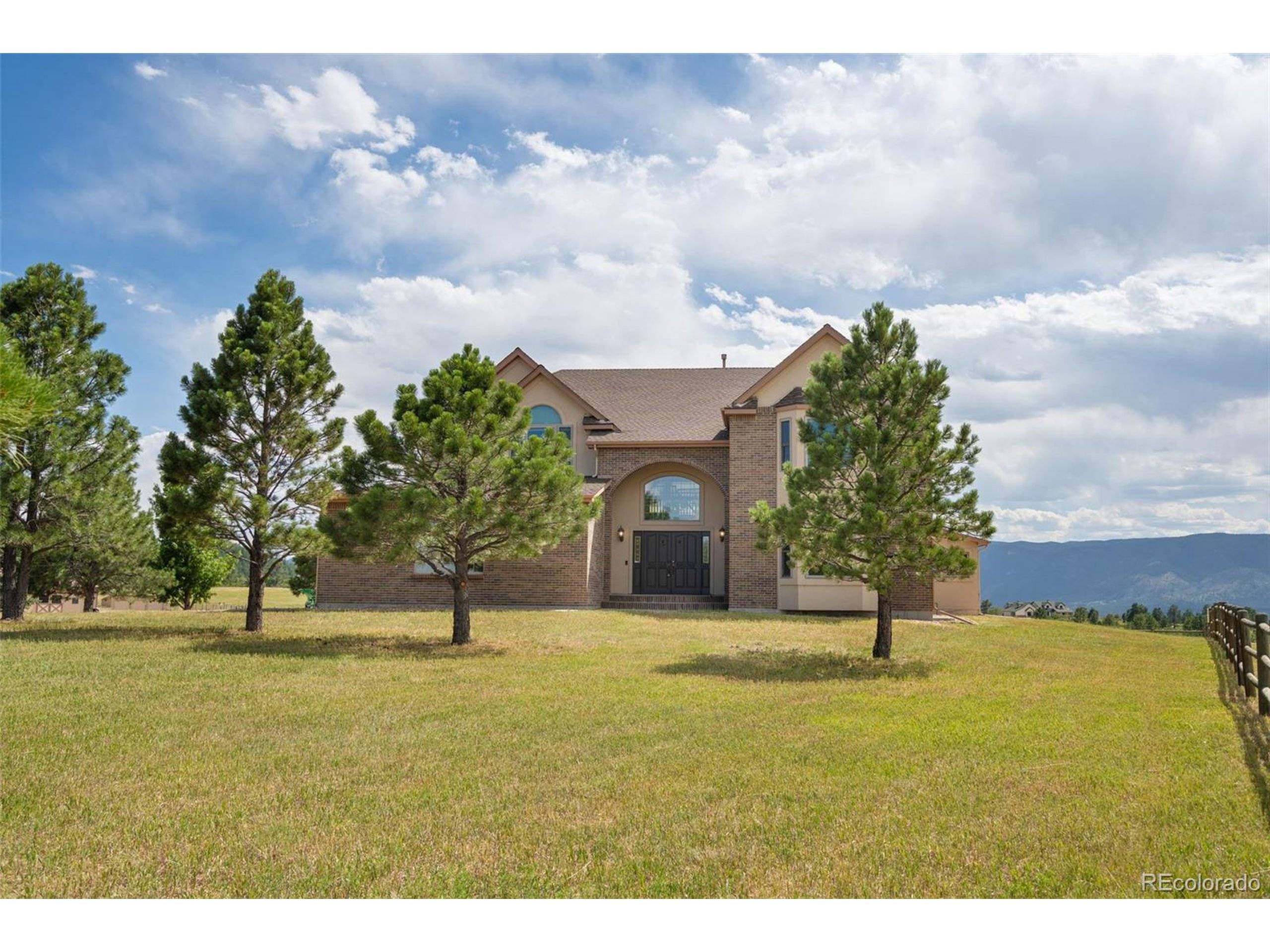 Larkspur, CO 80118,1680 Elk View Rd