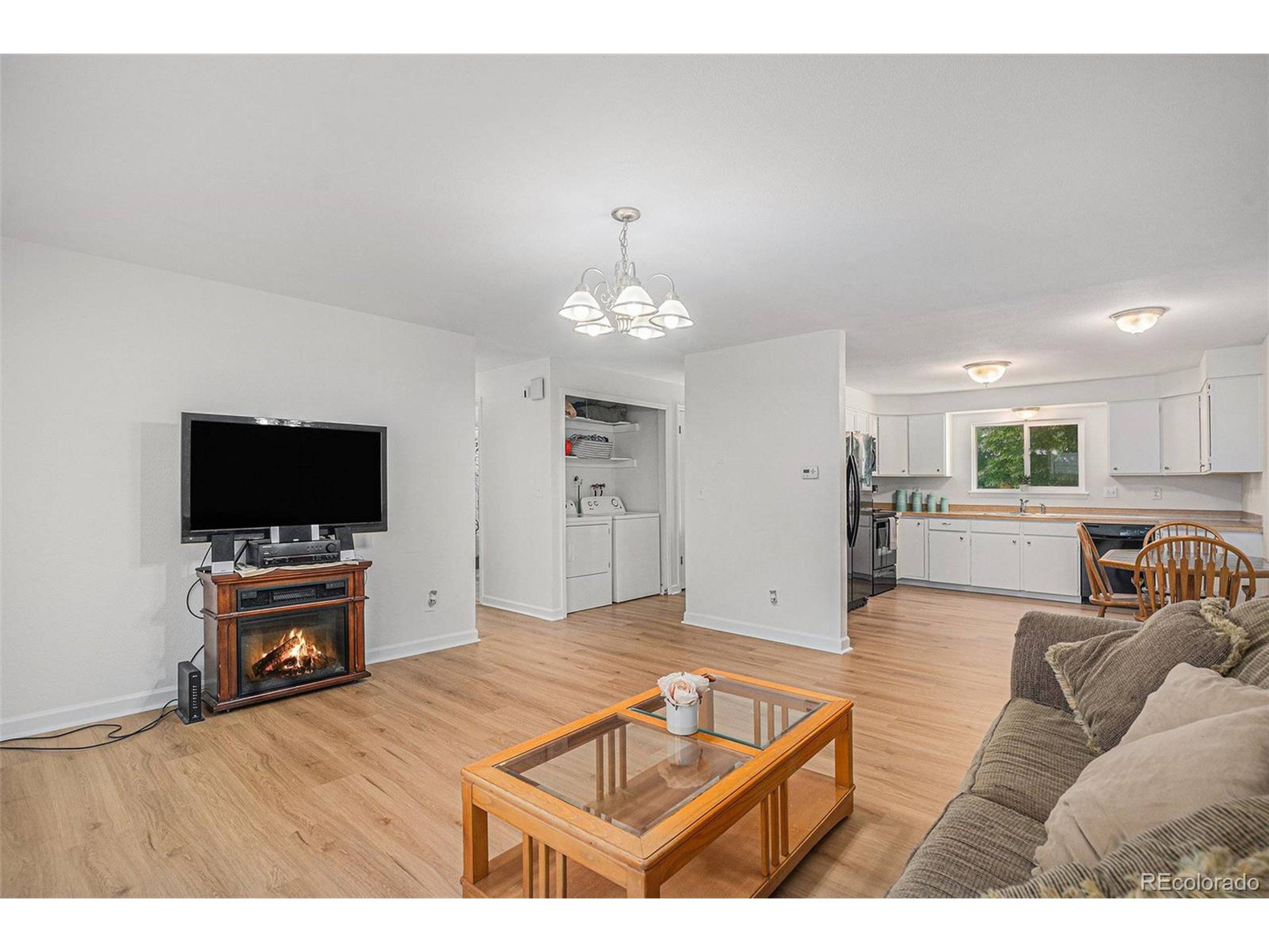Aurora, CO 80011,1641 Biscay Cir