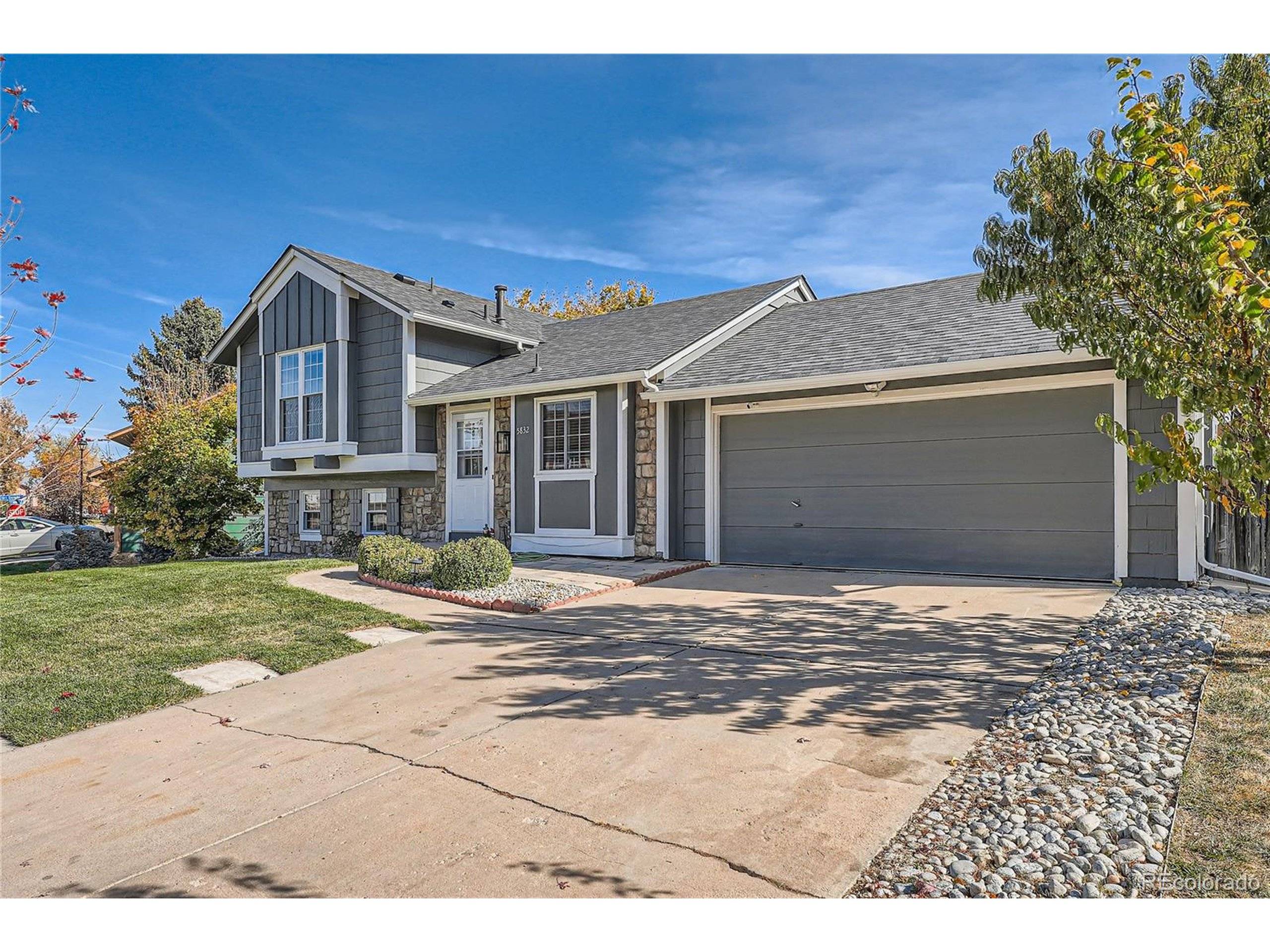 Centennial, CO 80015,5832 S Netherland Cir