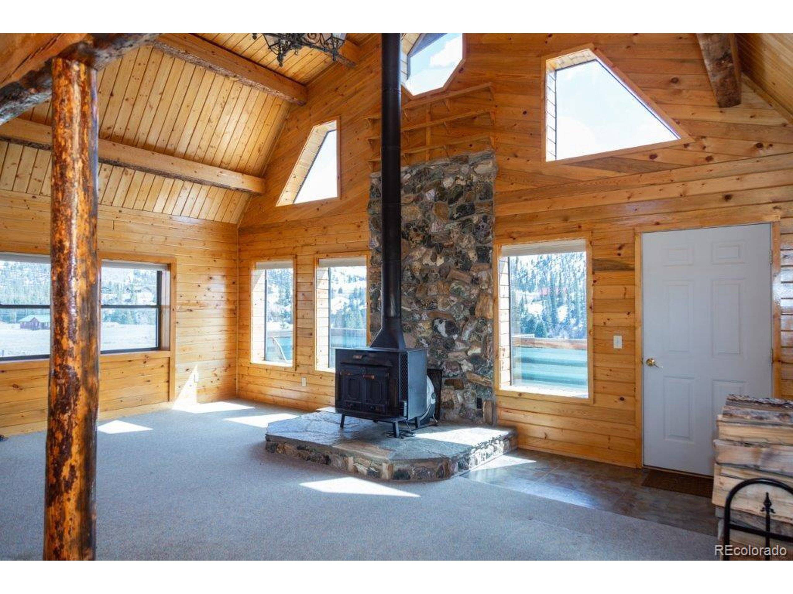 Creede, CO 81130,427 River Dr